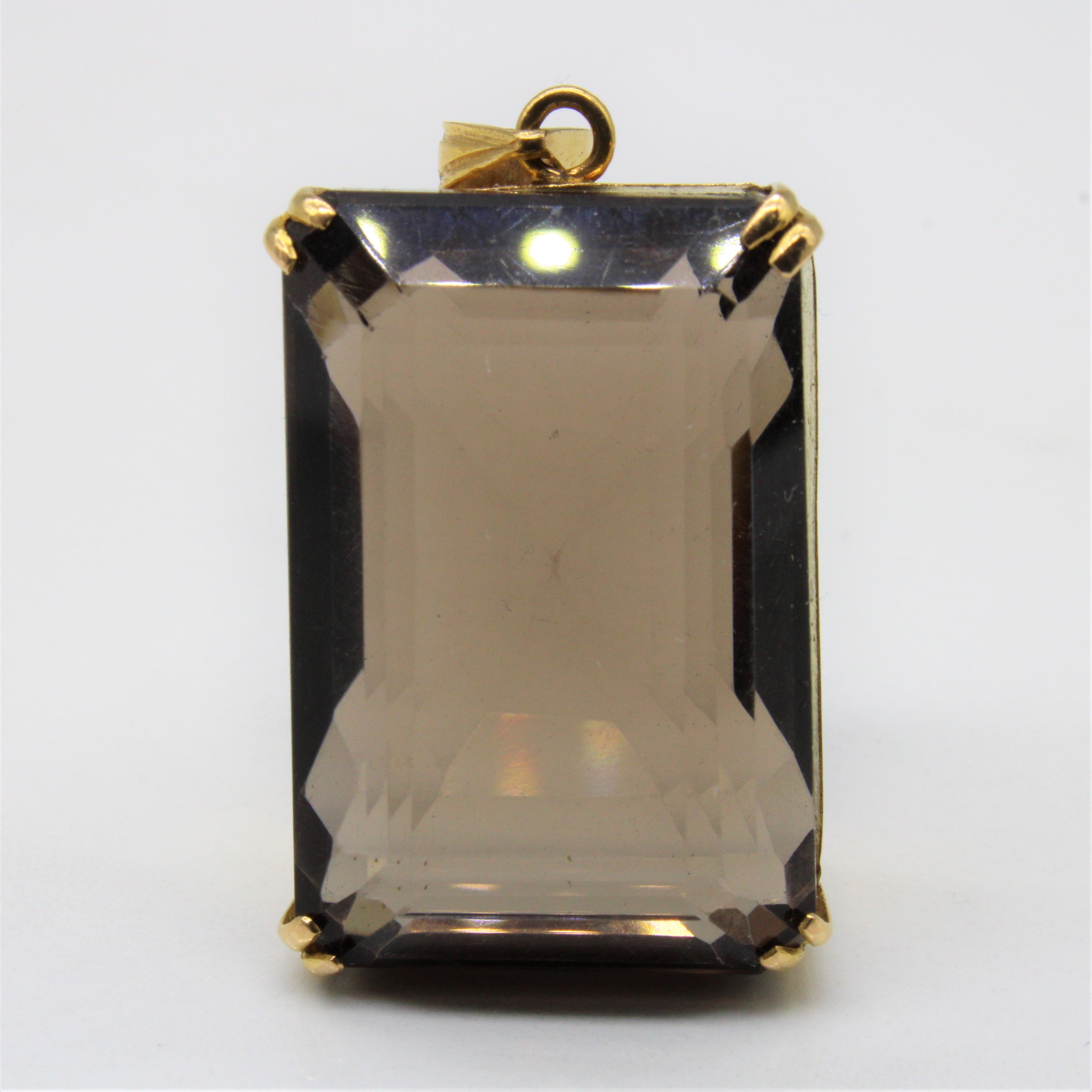 Pendentif en quartz fumé de grande taille | 58,00 ct |
