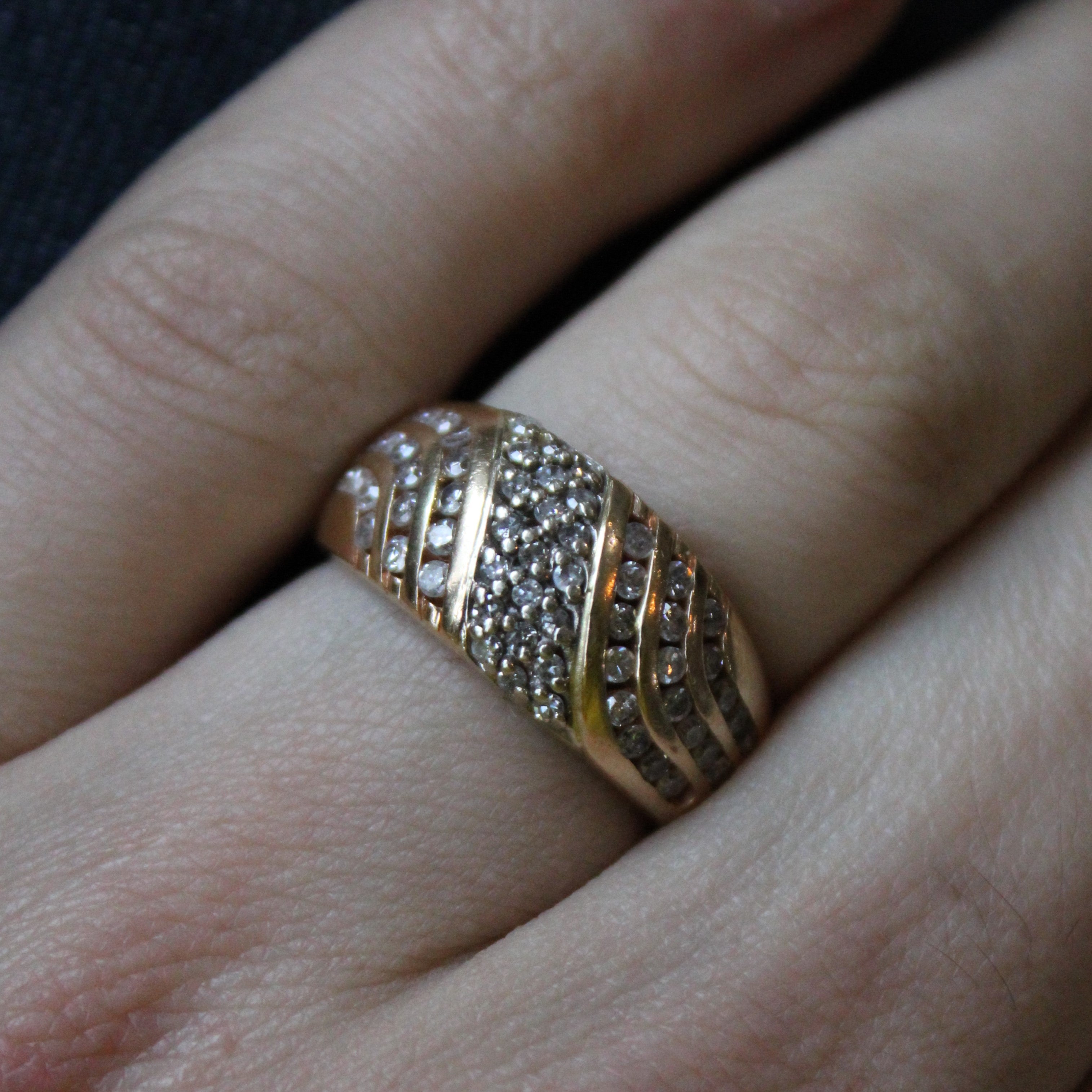 Diamond Cluster Wave Ring | 0.81ctw | SZ 7.25 |