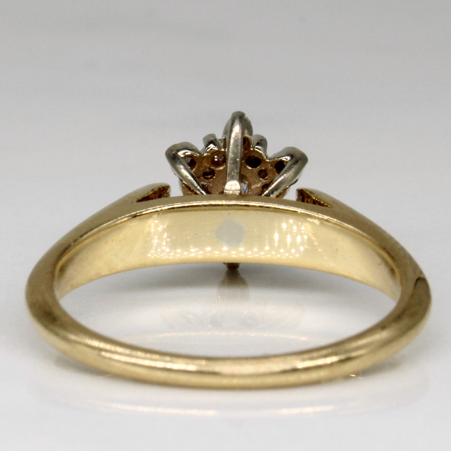 Cathedral Diamond Cluster Ring | 0.12ctw | SZ 4.5 |
