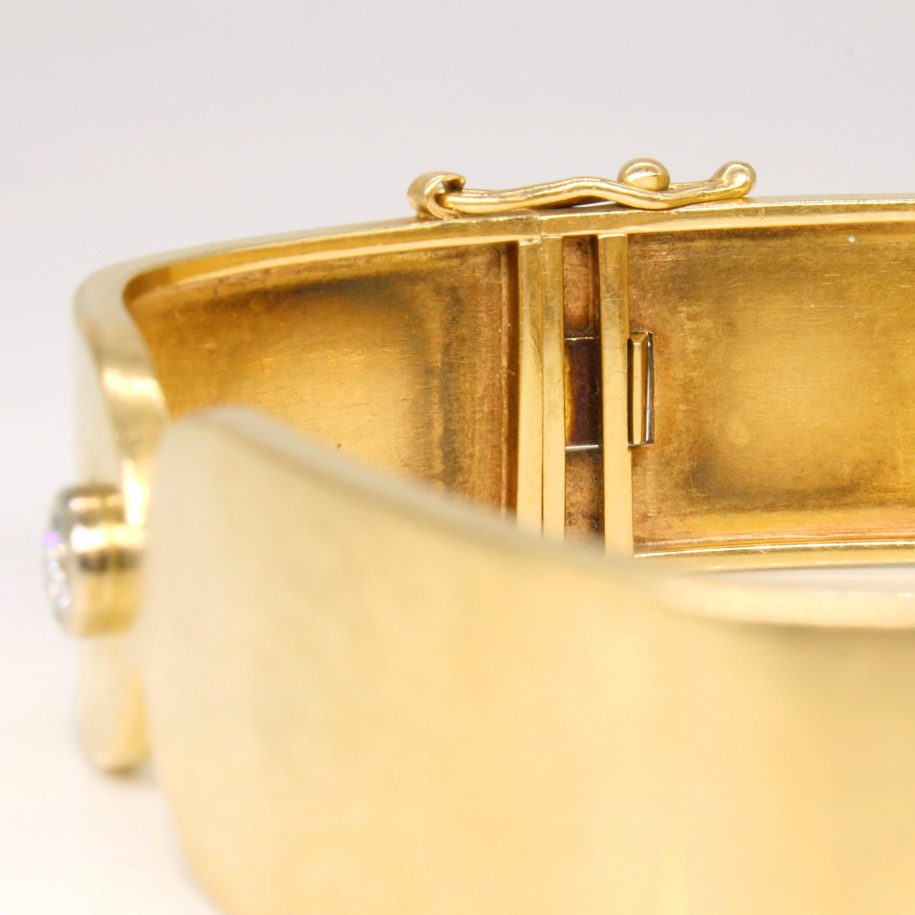 Diamond Cuff Bracelet | 0.19ct | 7" |