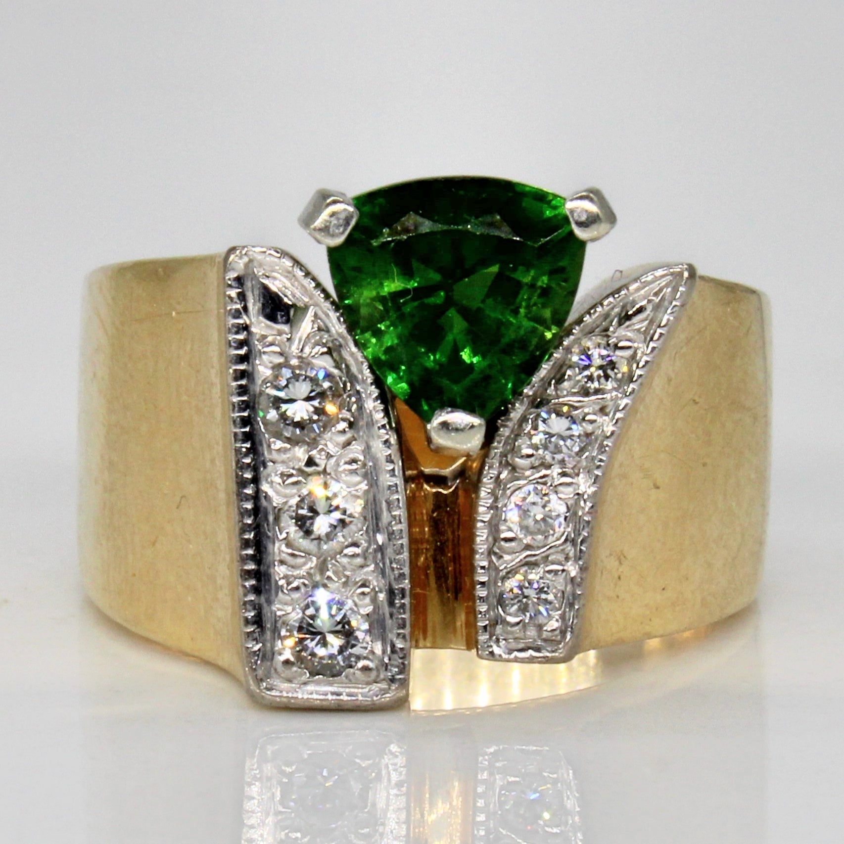 Tourmaline & Diamond Cocktail Ring | 0.80ct, 0.22ctw | SZ 6 |