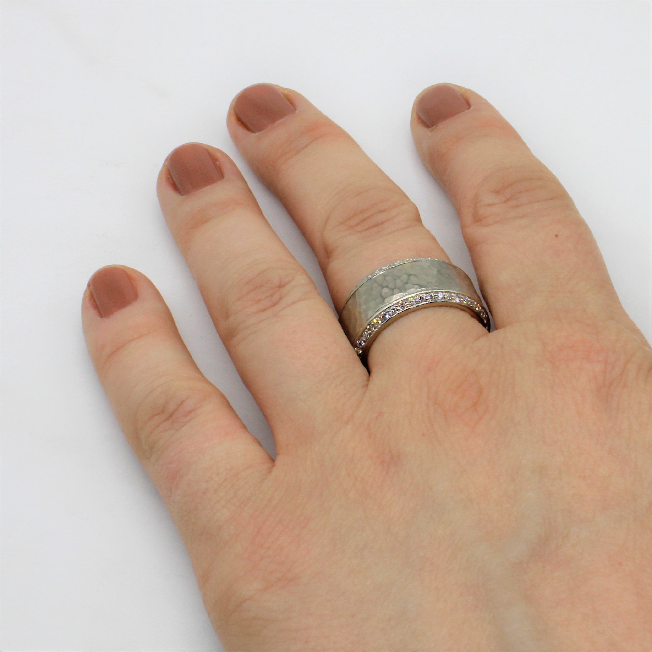 Ernesto Rassi' Diamond Testo Band | 0.75ctw | SZ 8.75 |