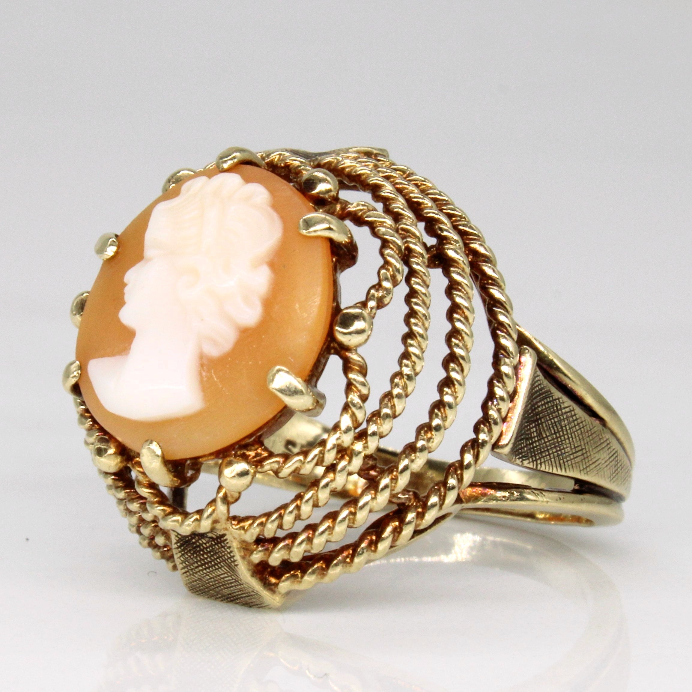 Carved Shell Cameo Ring | 3.00ct | SZ 5.5 |