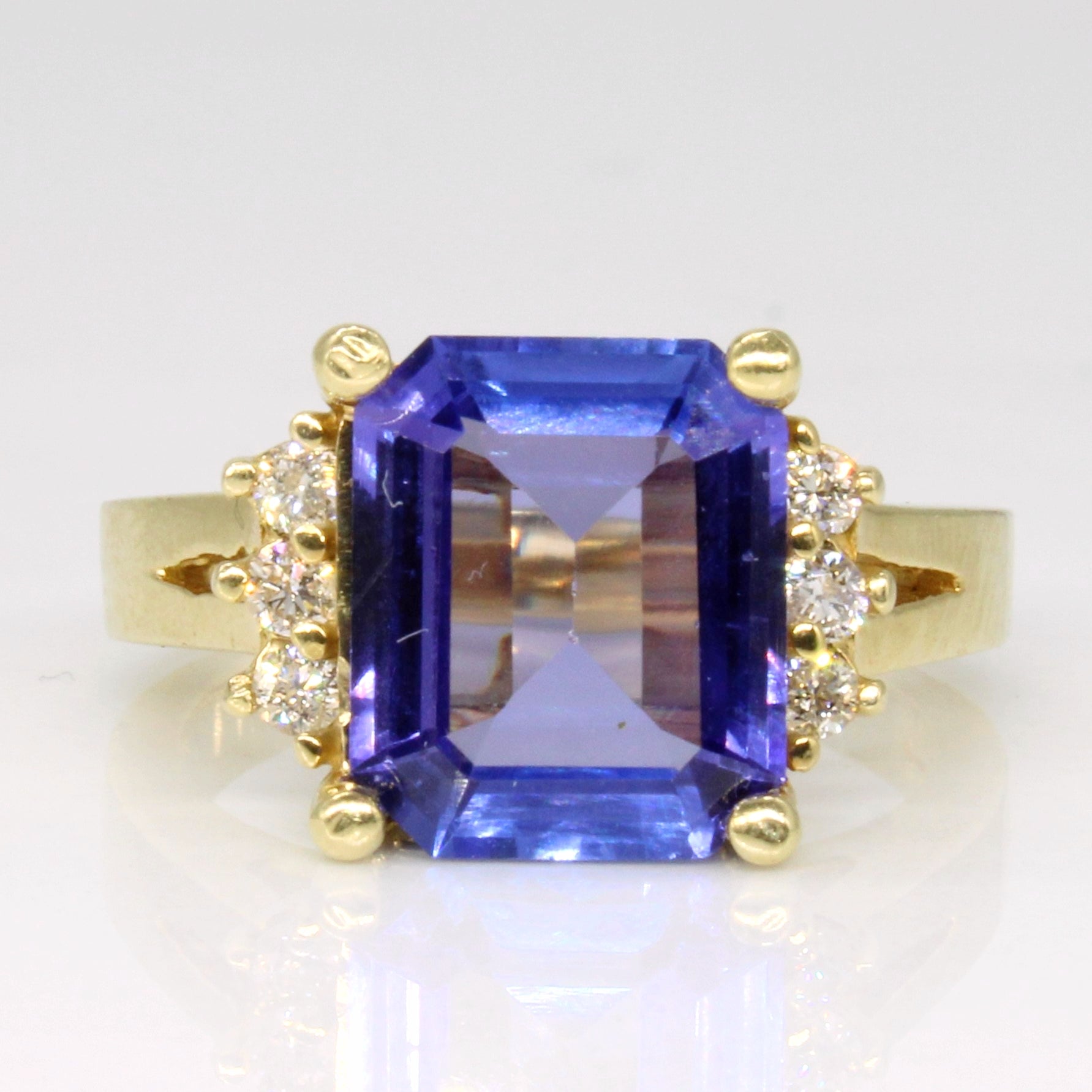 Tanzanite & Diamond Cocktail Ring | 3.10ct, 0.15ctw | SZ 6 |