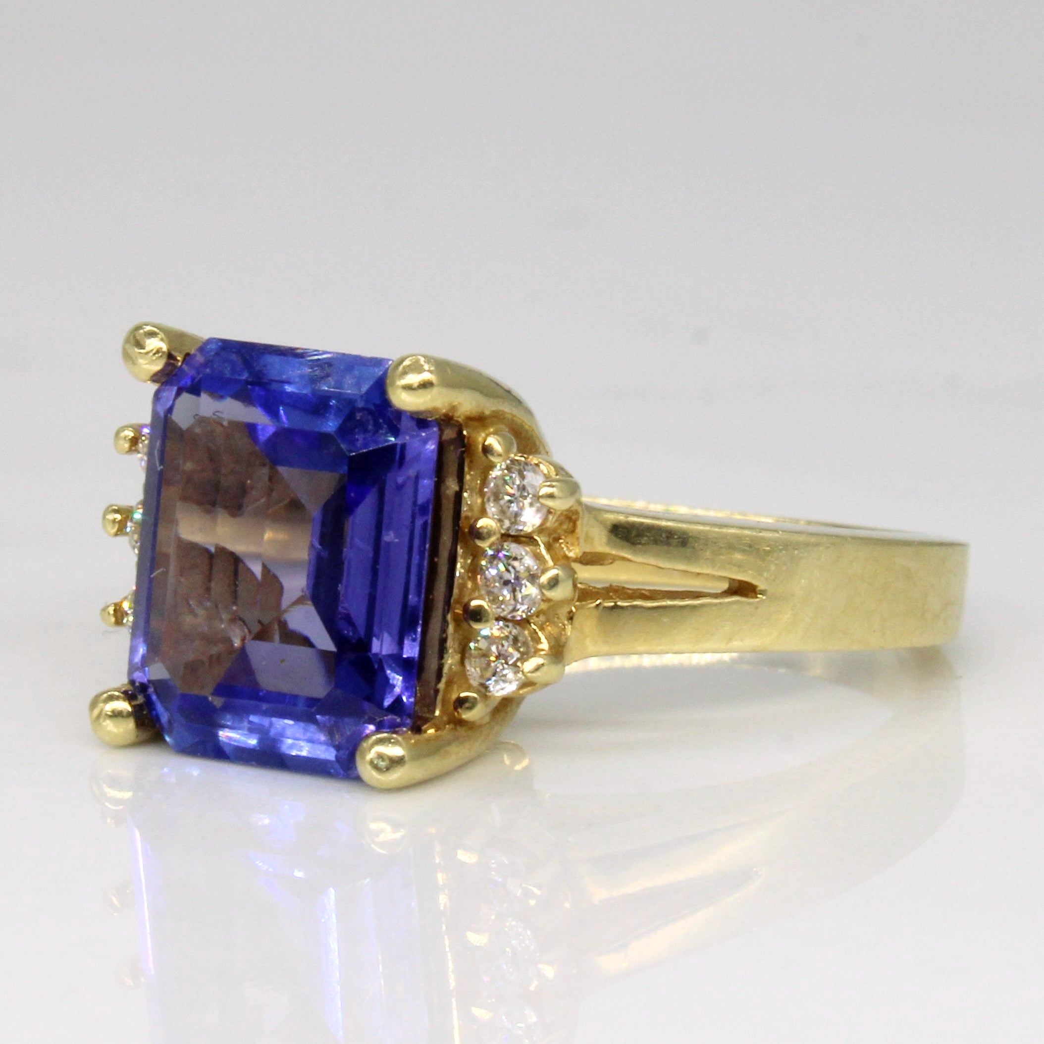 Tanzanite & Diamond Cocktail Ring | 3.10ct, 0.15ctw | SZ 6 |