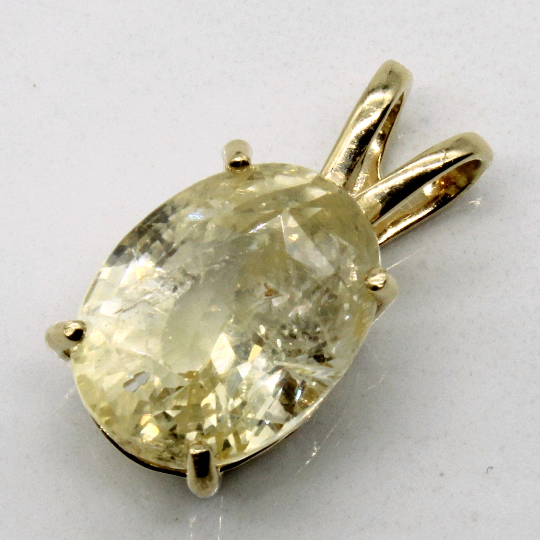 Yellow Sapphire Pendant | 6.80ct |