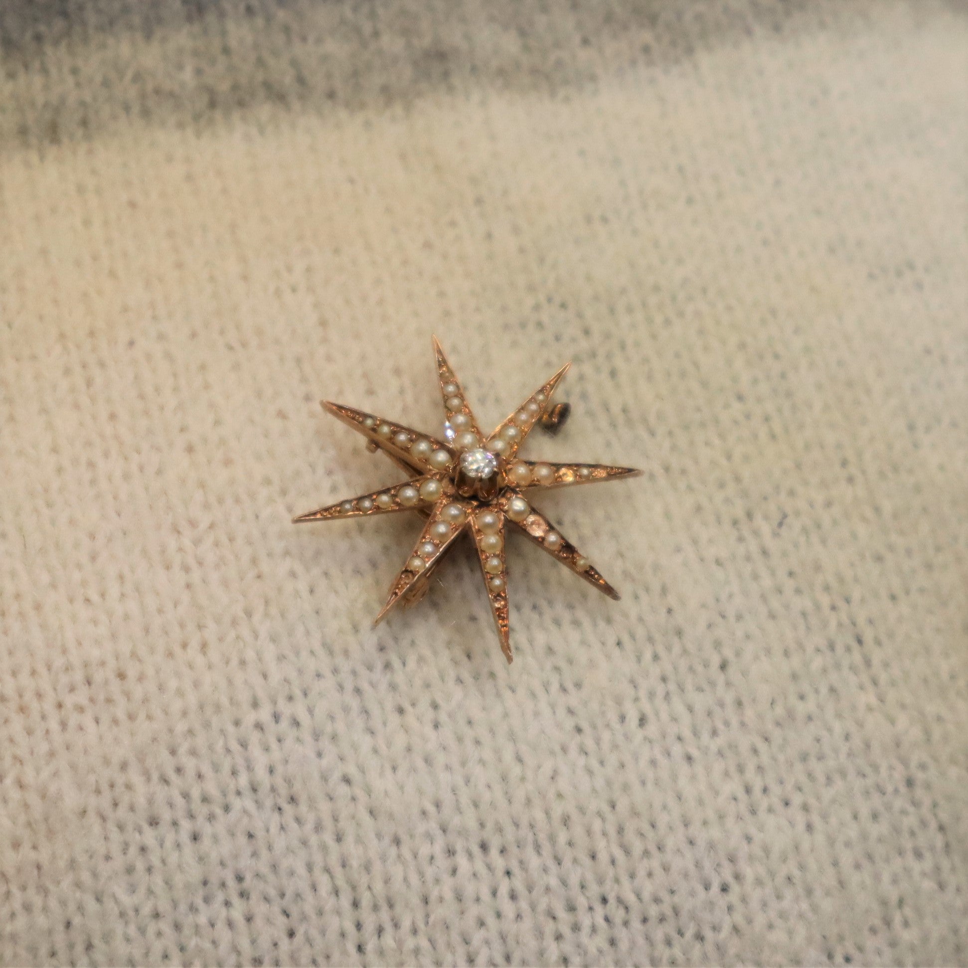 Edwardian Seed Pearl & Diamond Star Brooch/Pendant | 0.50ctw, 0.07ct |