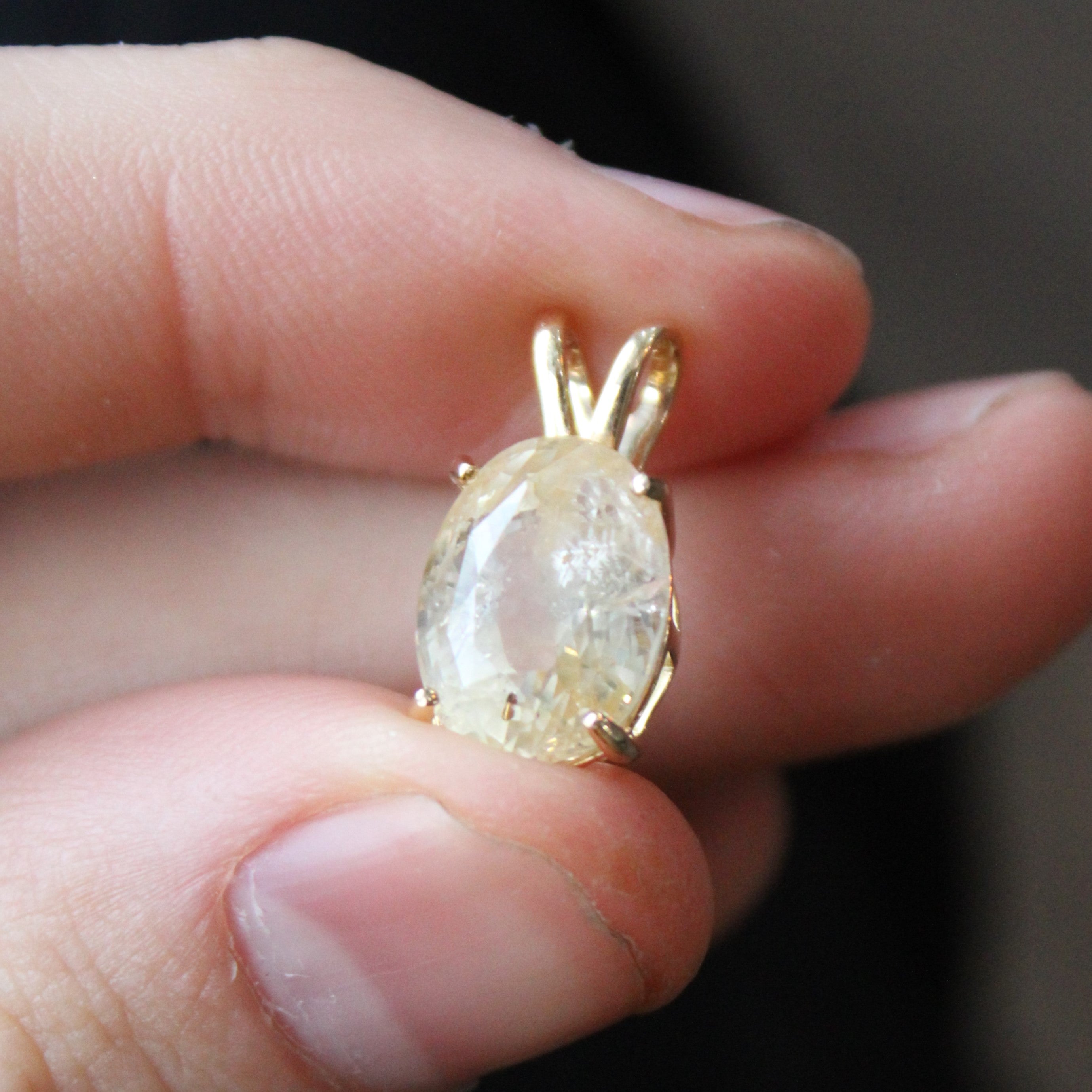 Yellow Sapphire Pendant | 6.80ct |