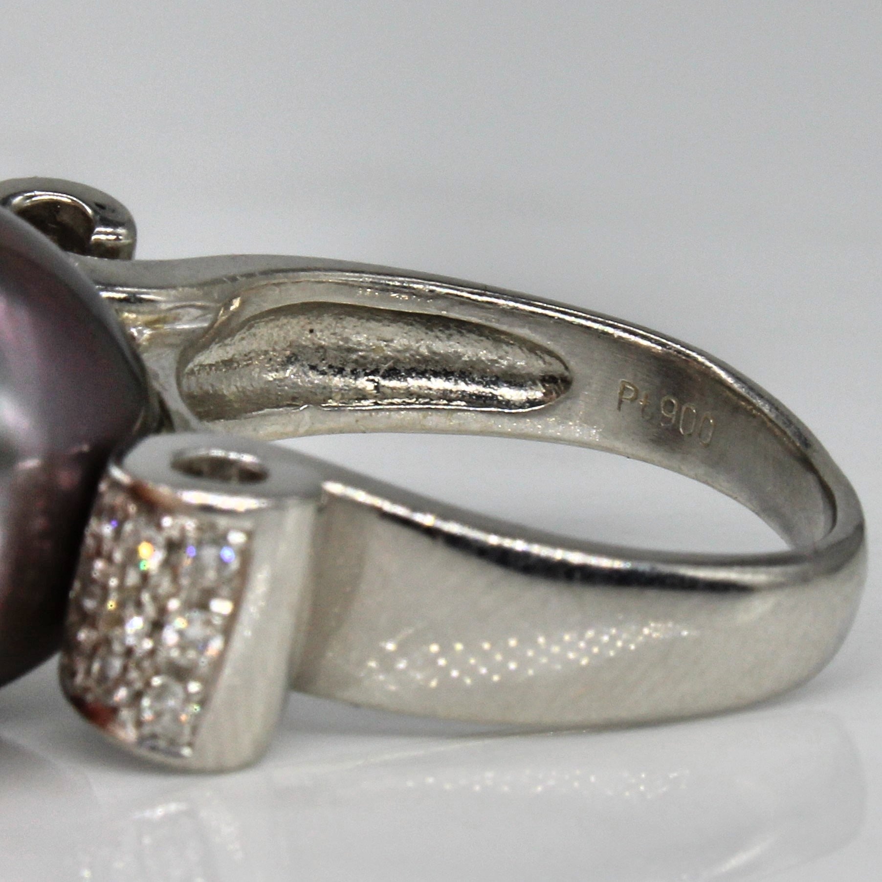 Platinum Tahitian Pearl & Diamond Ring | 0.17ctw | SZ 5.25 |