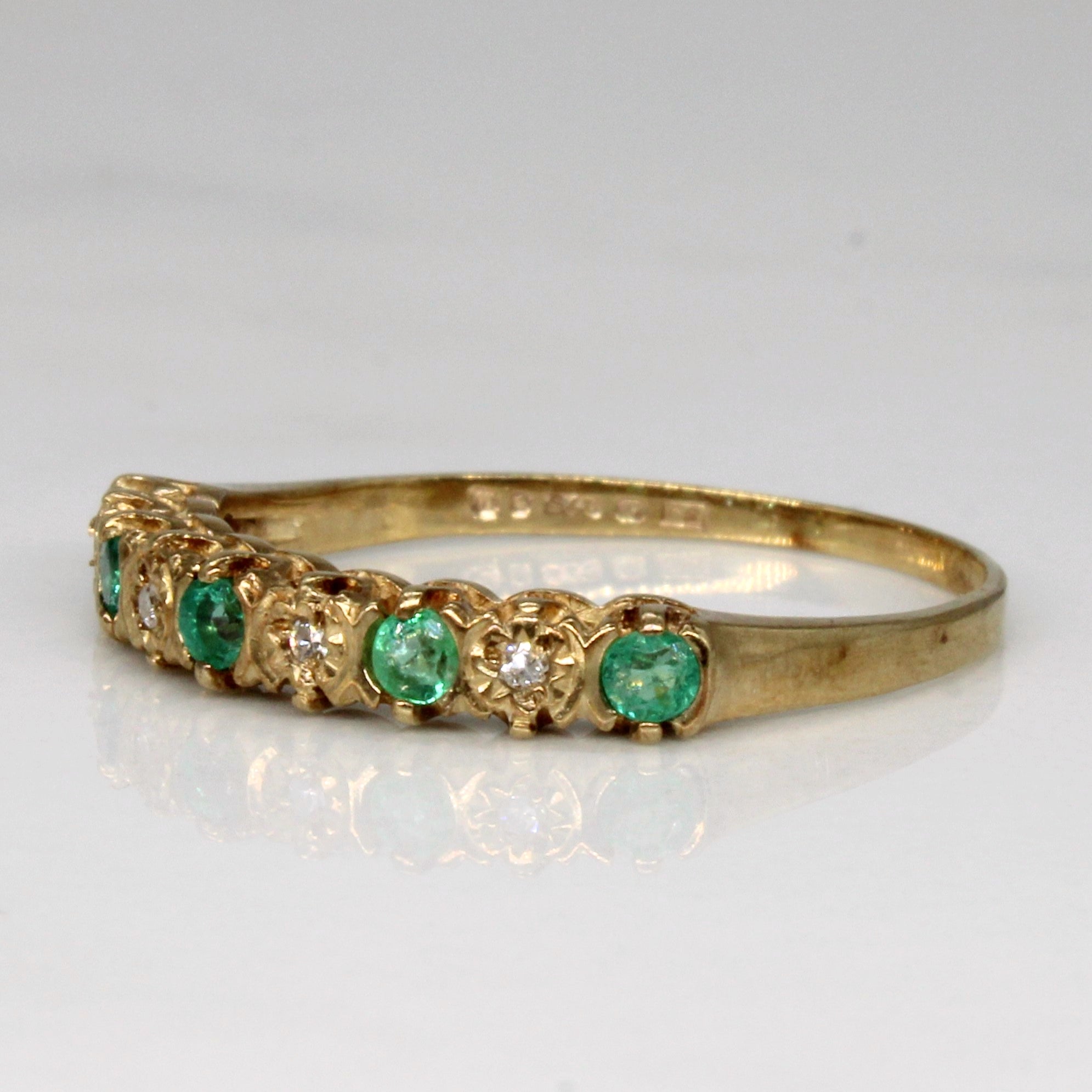 1986 London Emerald & Diamond Ring | 0.12ctw, 0.02ctw | SZ 7.75 |