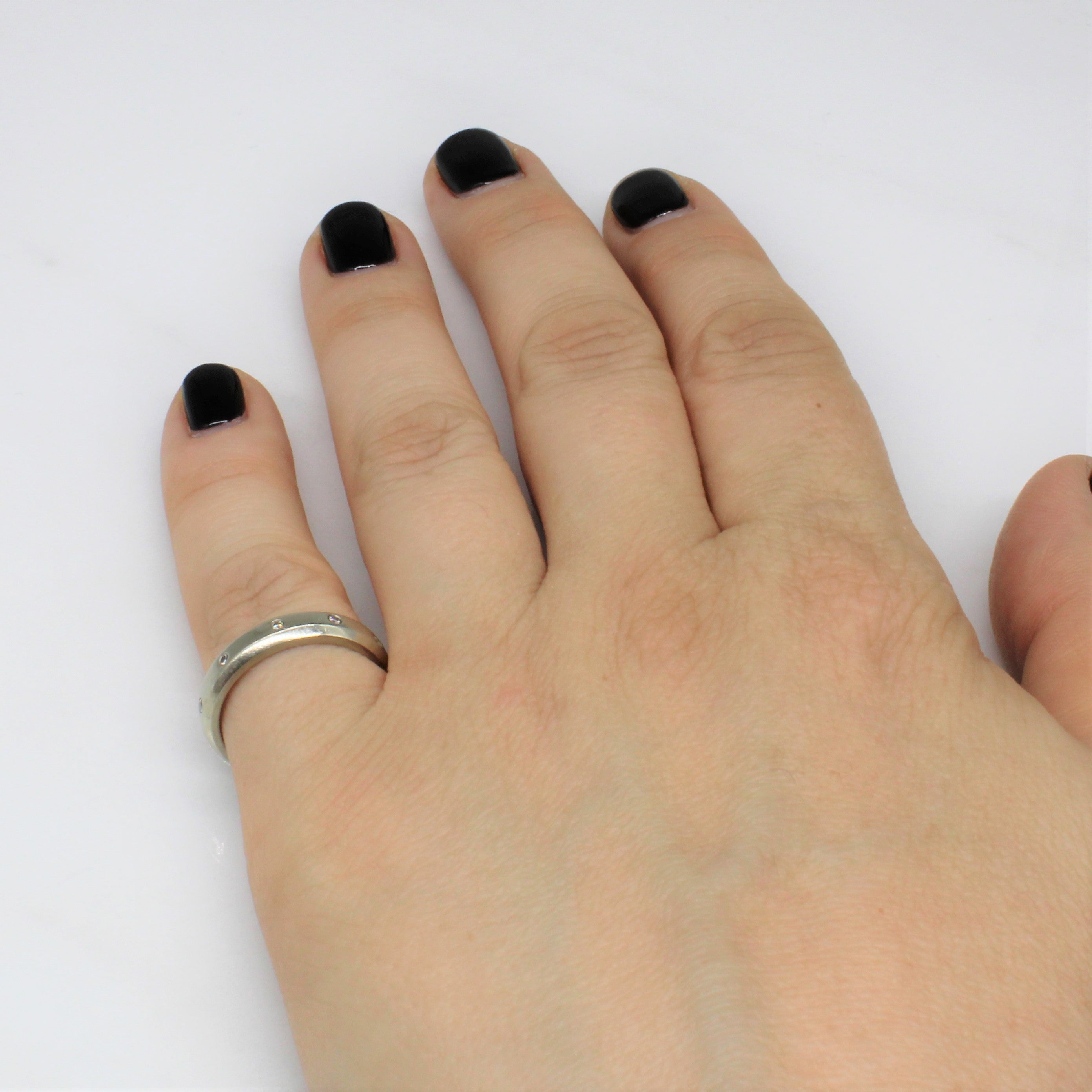 Flush Set Diamond Eternity Ring | 0.10ctw | SZ 6.5 |