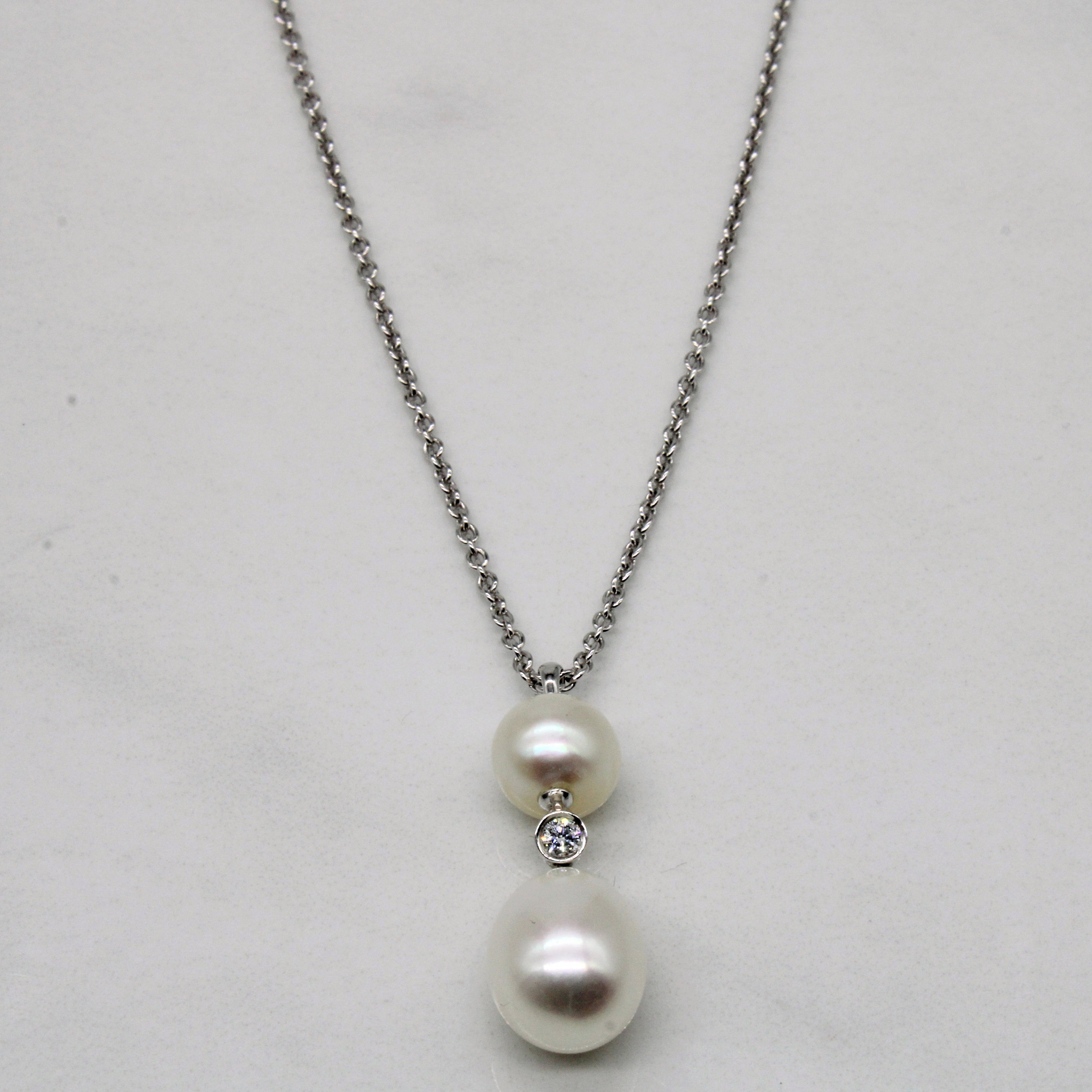 Ensemble boucles d'oreilles et collier Birks en diamants et perles | 0,15 ct | 40,6 cm |