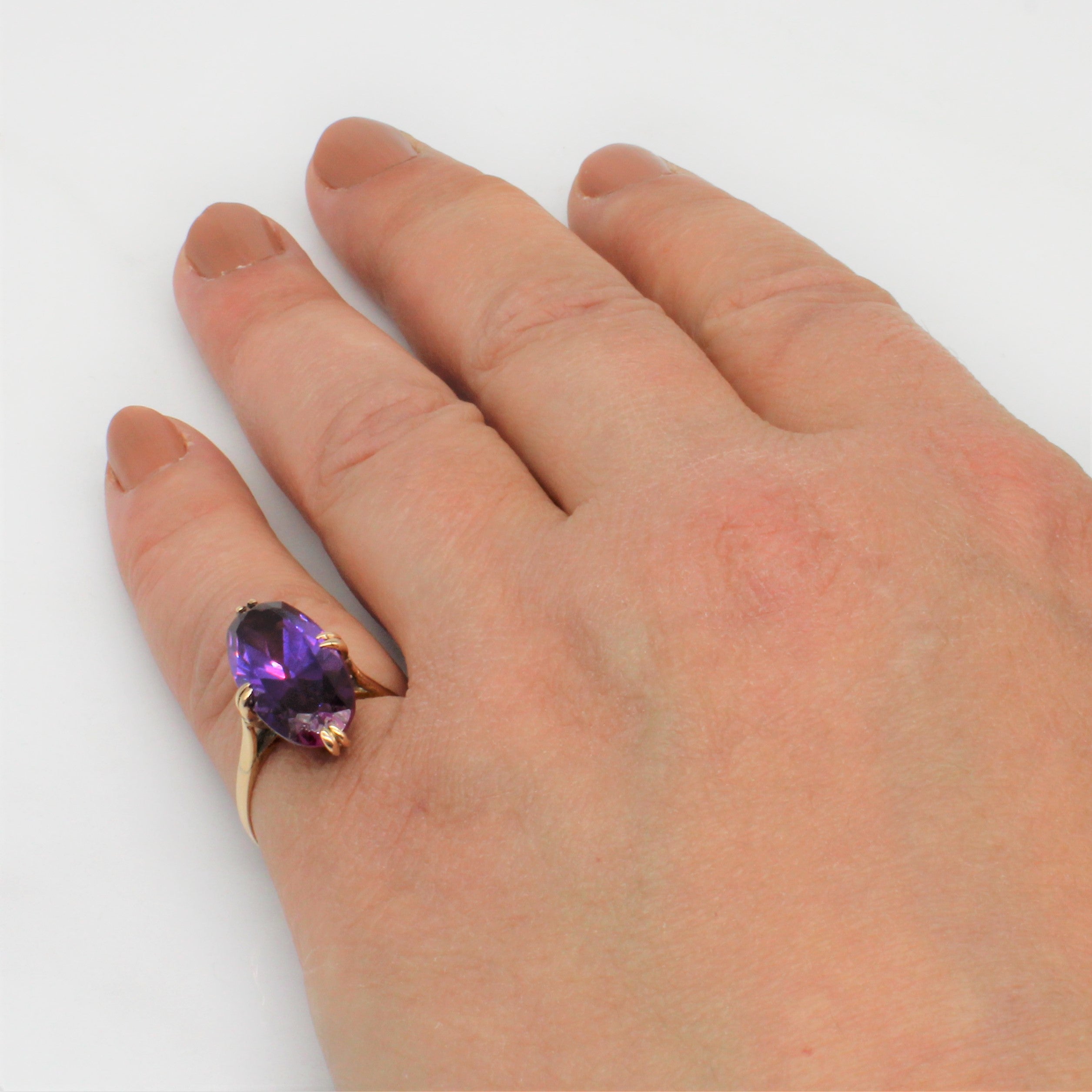 Synthetic Purple Sapphire Cocktail Ring | 7.50ct | SZ 6.75 |