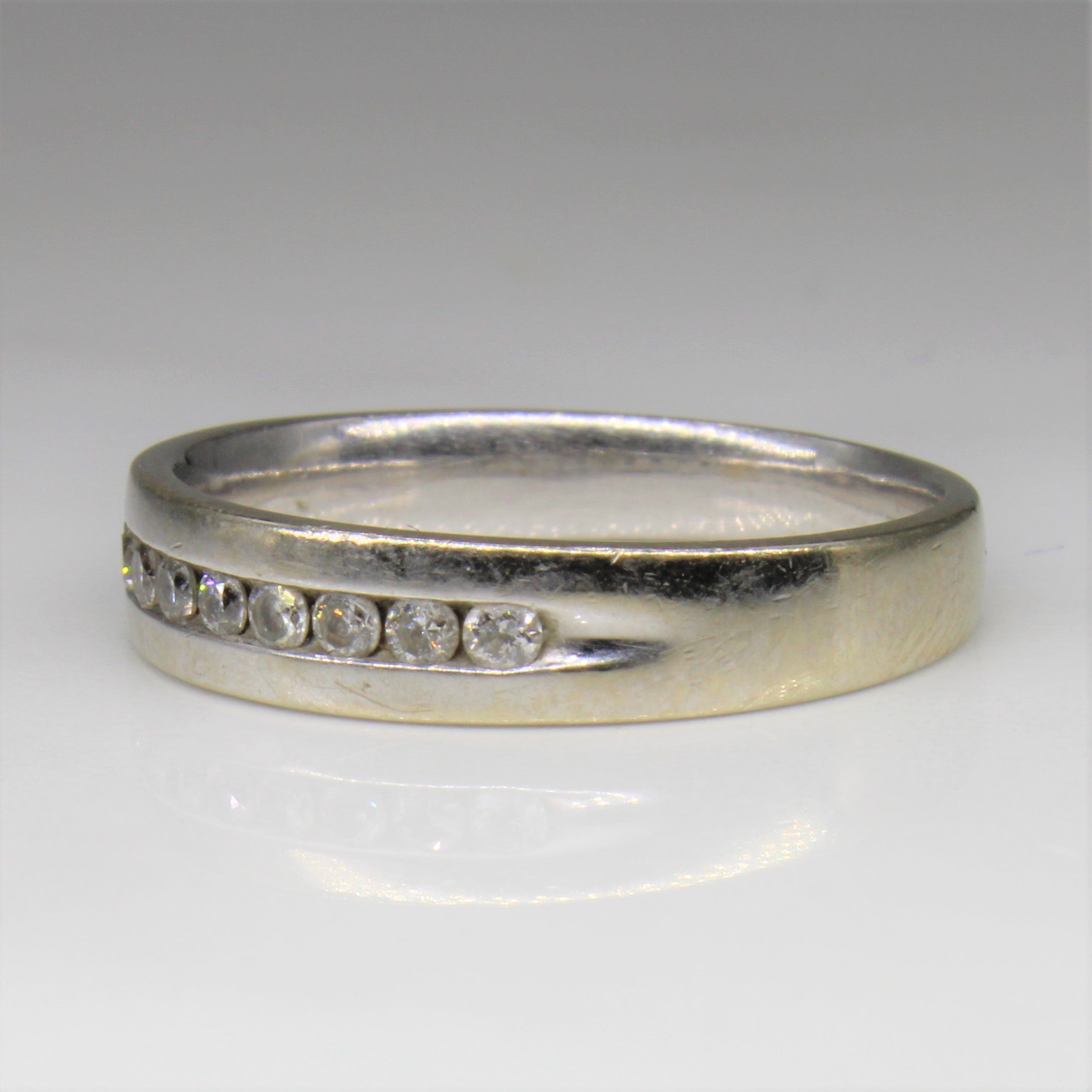 Bague en or blanc sertie de diamants en canal | 0,28 ct | Taille 8,5 |