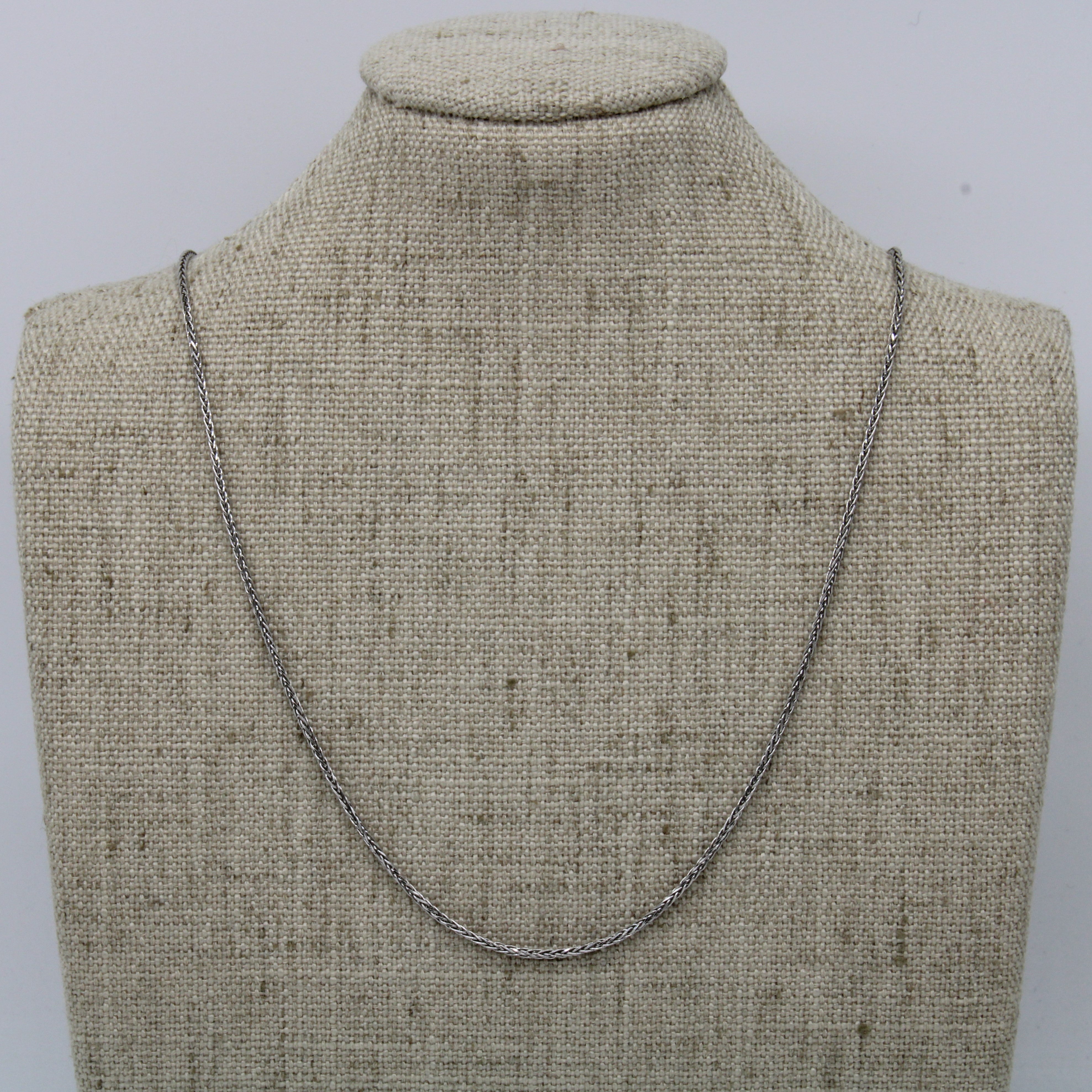14k White Gold Wheat Chain | 18" |