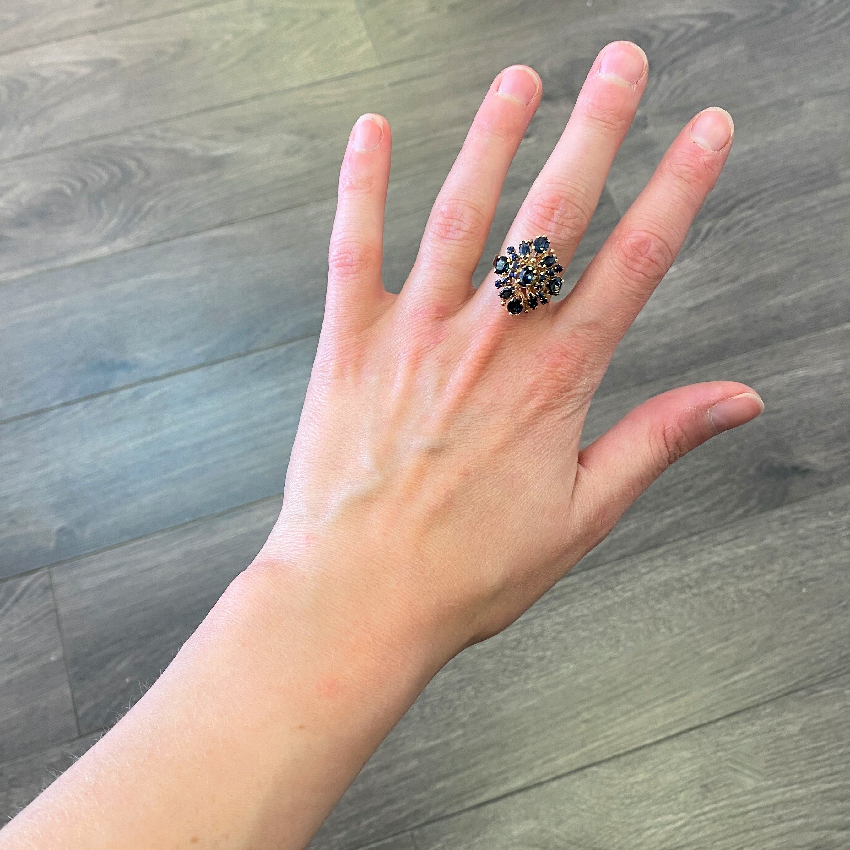 Elegant Sapphire Cocktail Ring | 3.20ctw | SZ 7.5 |