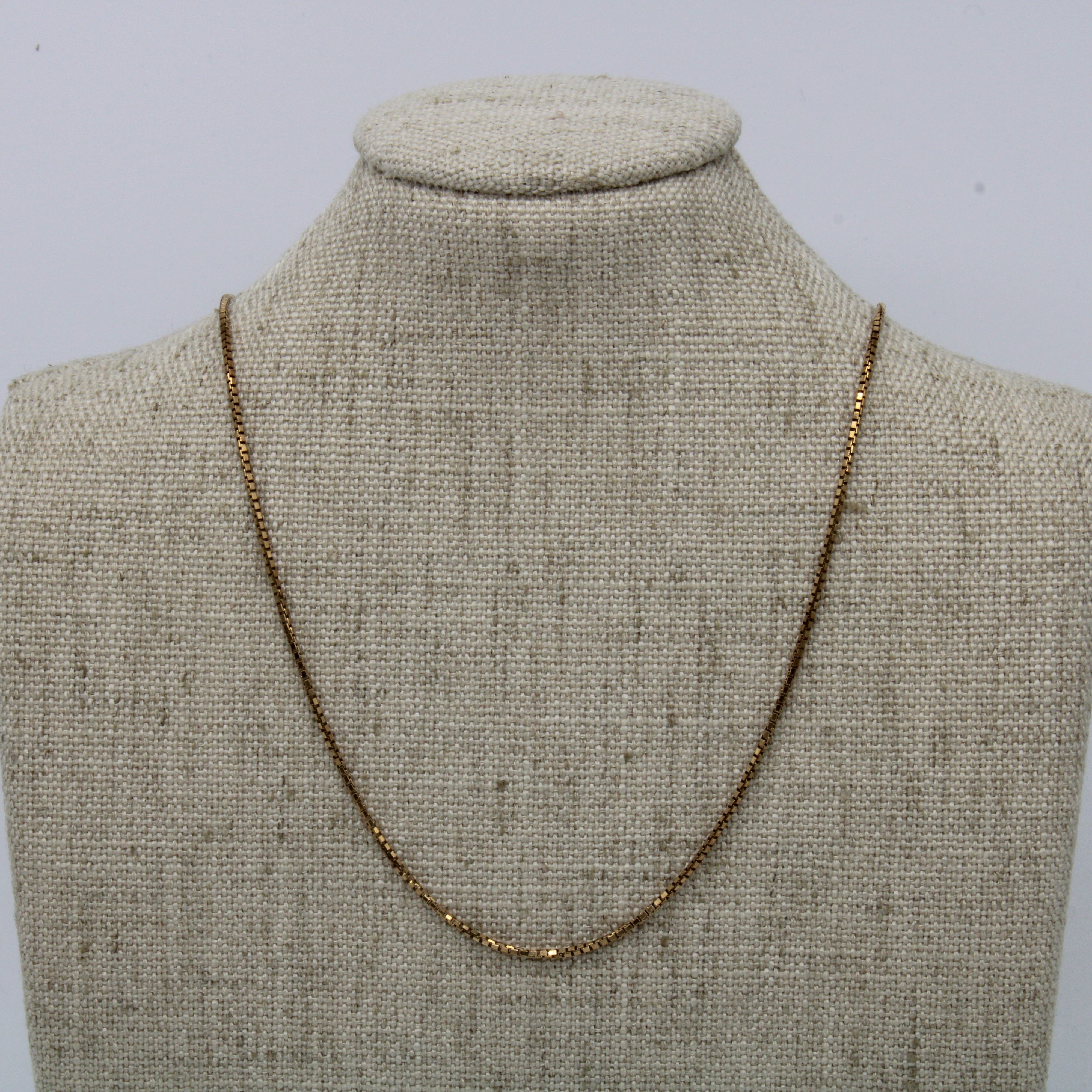 10k Yellow Gold Box Chain | 16" |