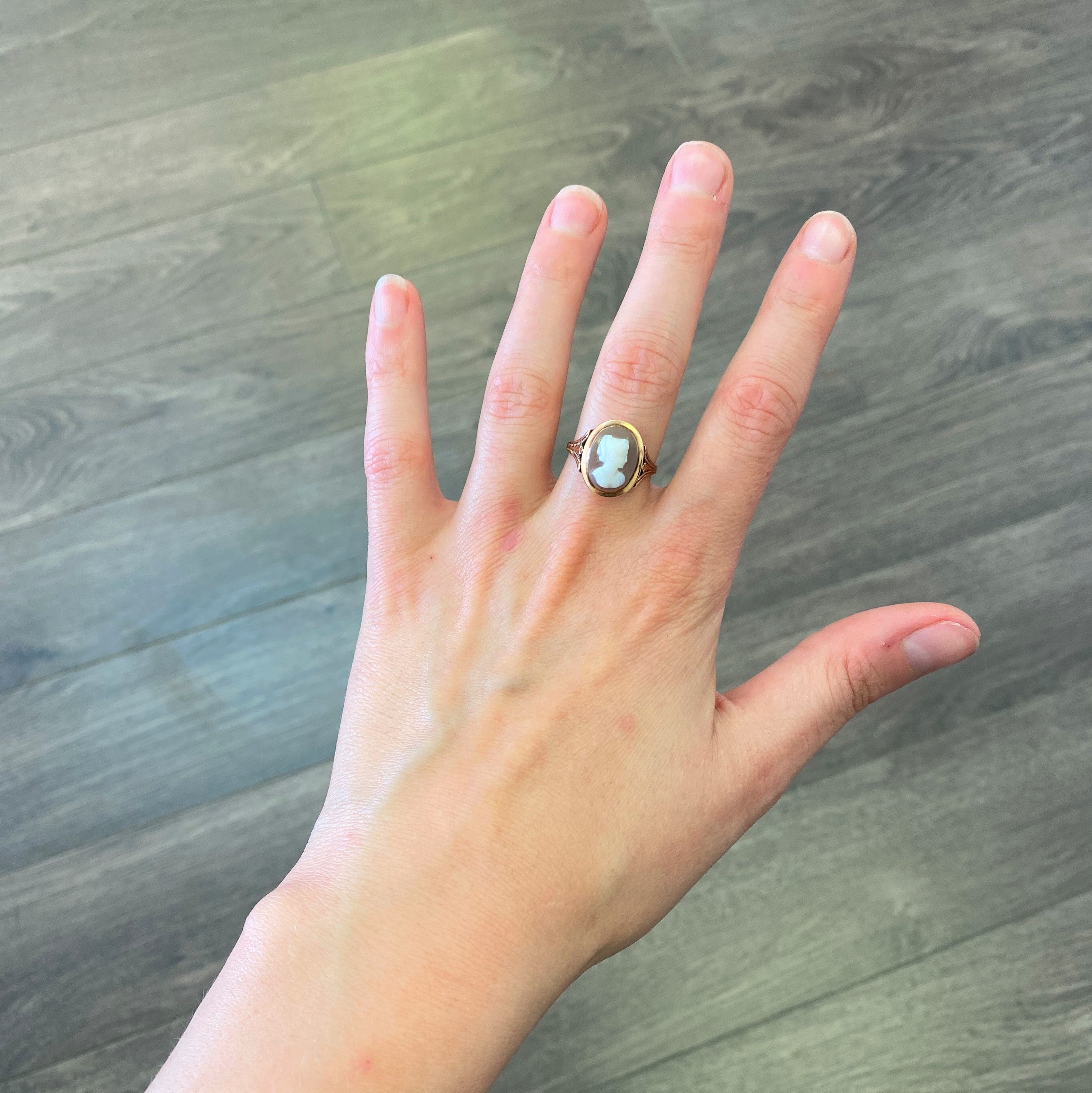 Antique Onyx Cameo Ring | 3.50ct | SZ 8.5 |