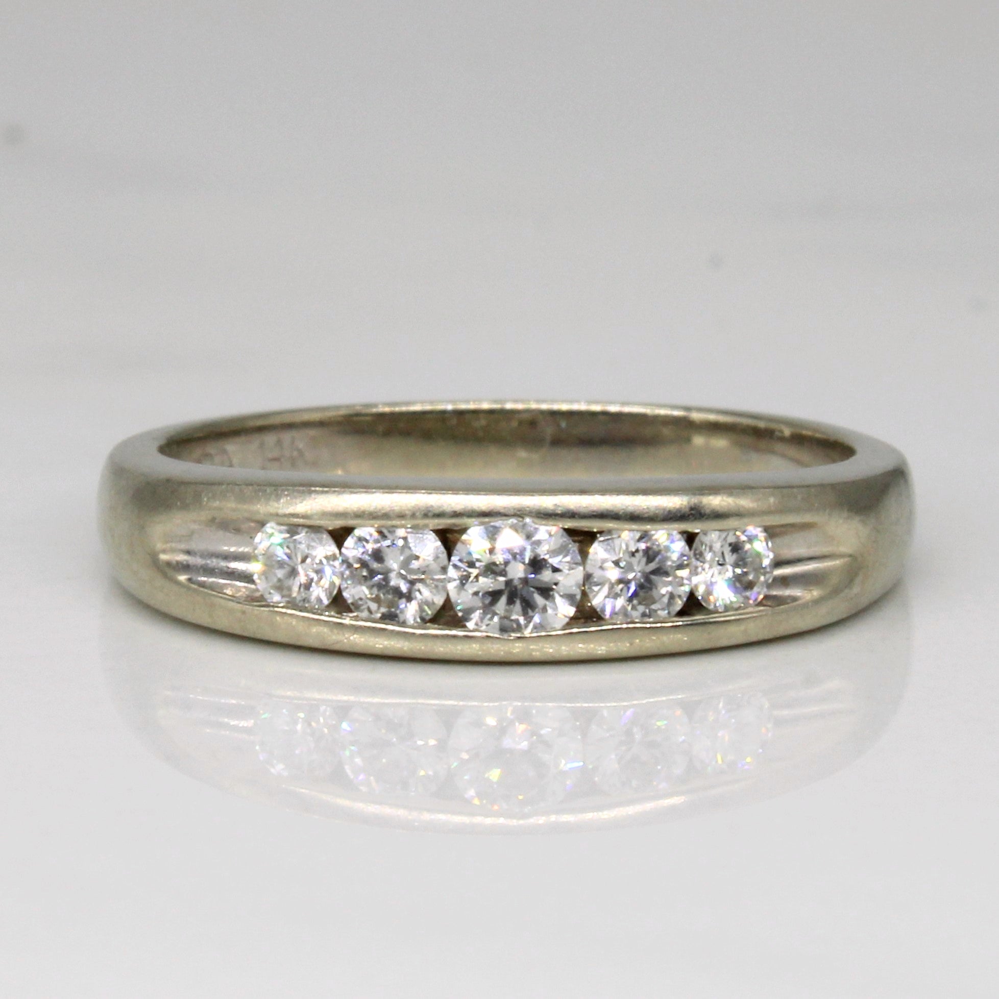 Graduated Diamond Channel Band | 0.31ctw | SZ 6.25 |