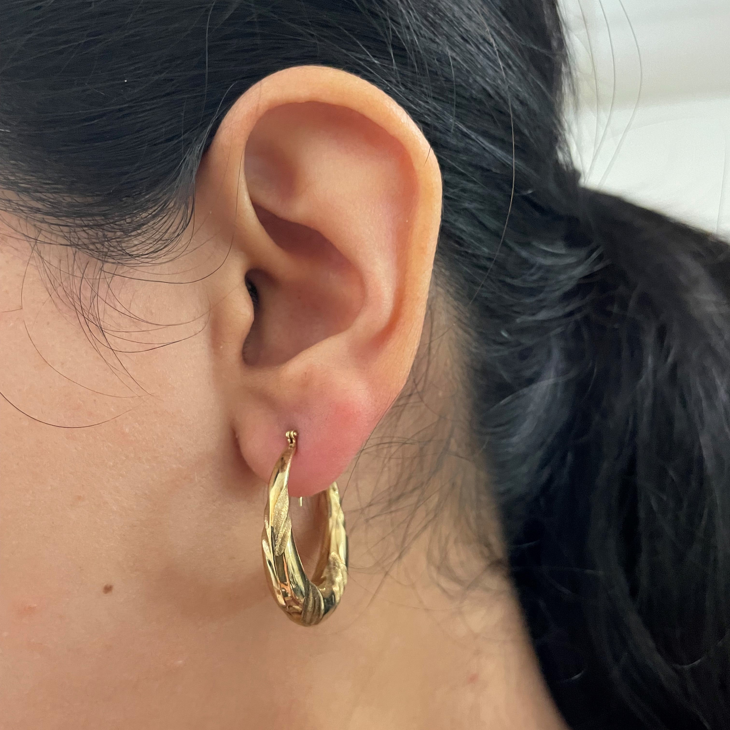 Yellow Gold Hoop Earrings |