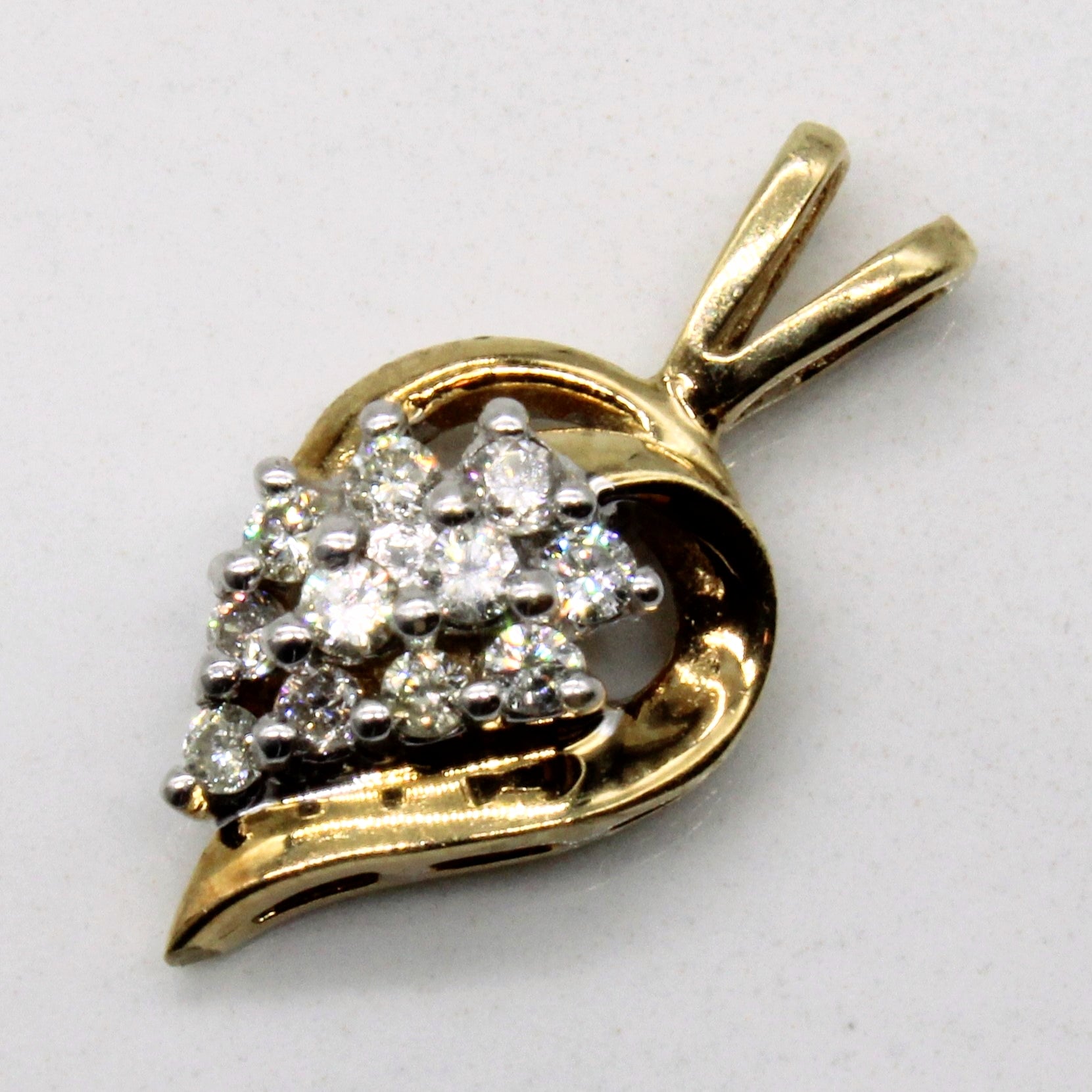 Diamond Cluster Pendant | 0.13ctw |