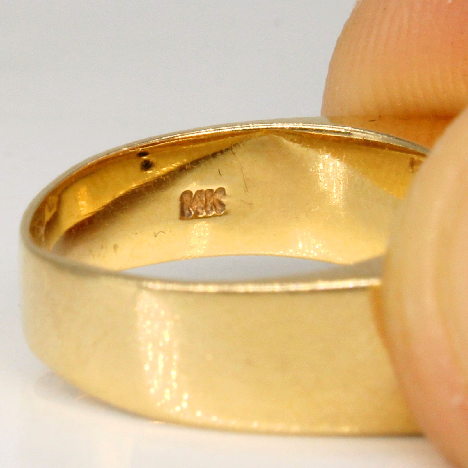 Diamond Vertical Channel Set Ring | 0.06ctw | SZ 4.5 |