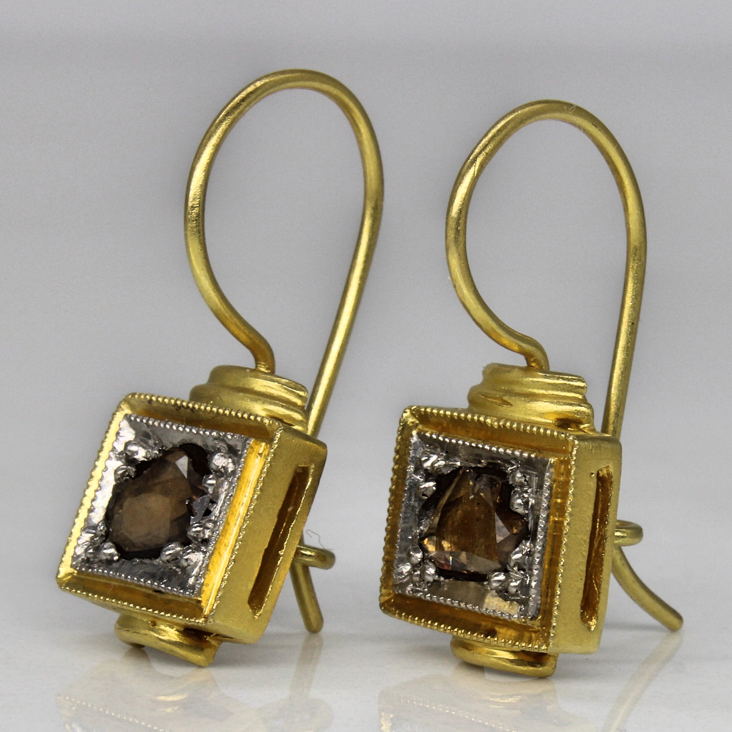 Boucles d'oreilles portrait en diamant champagne style milieu du siècle | 0,15 ct au total |