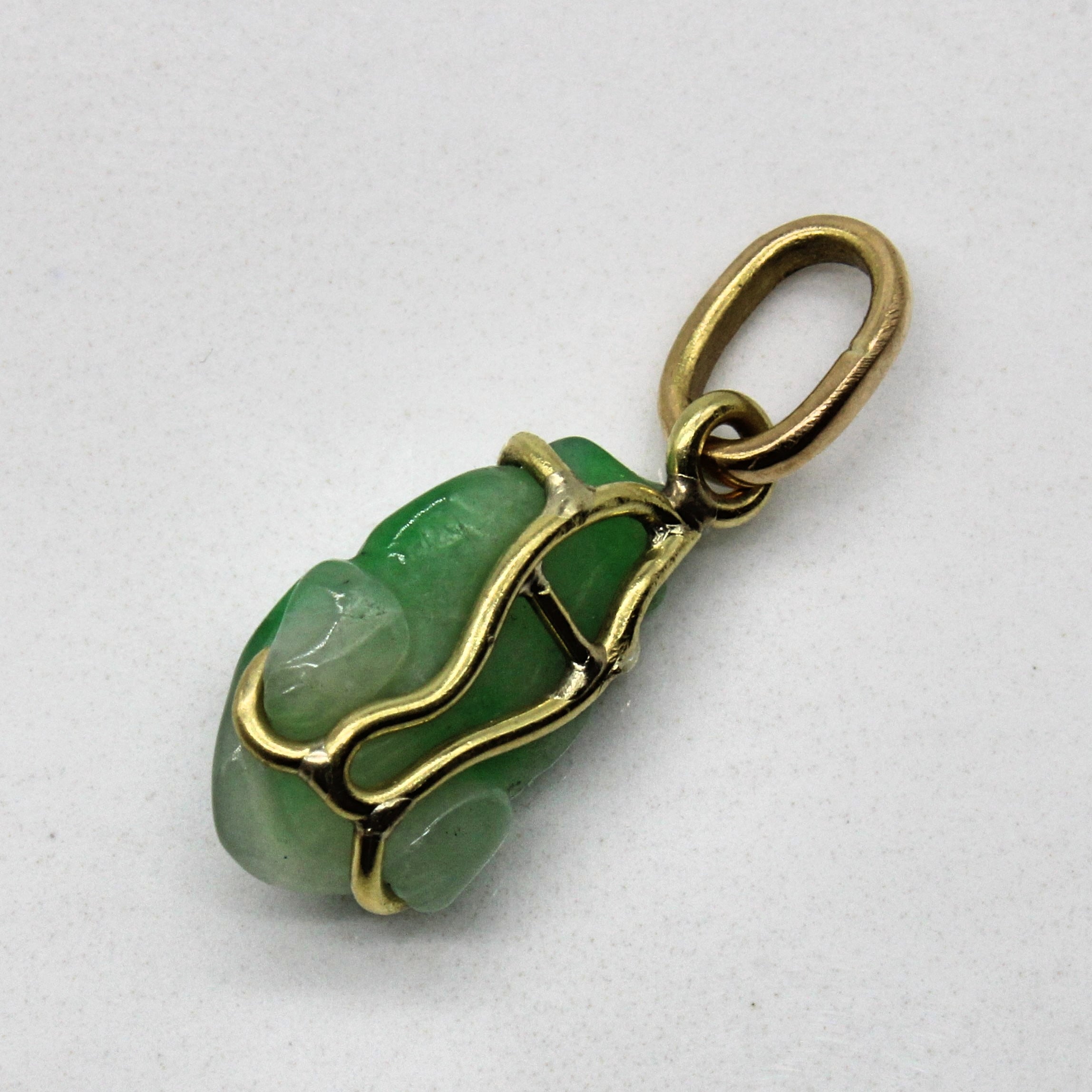 Carved Jadeite Frog Pendant | 4.50ct |