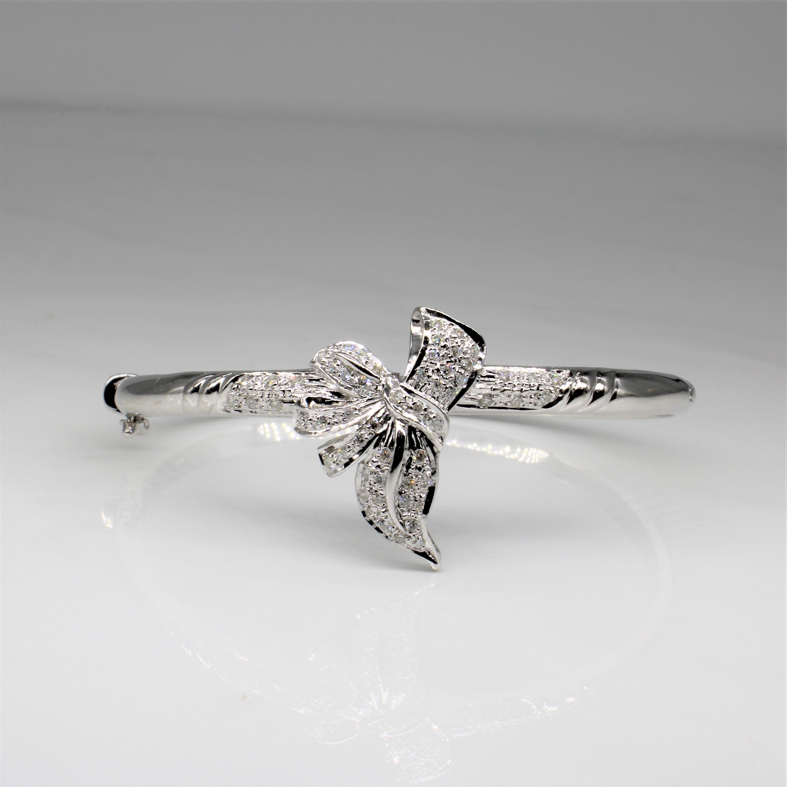 Diamond Bow Bracelet | 0.35ctw | 6" |