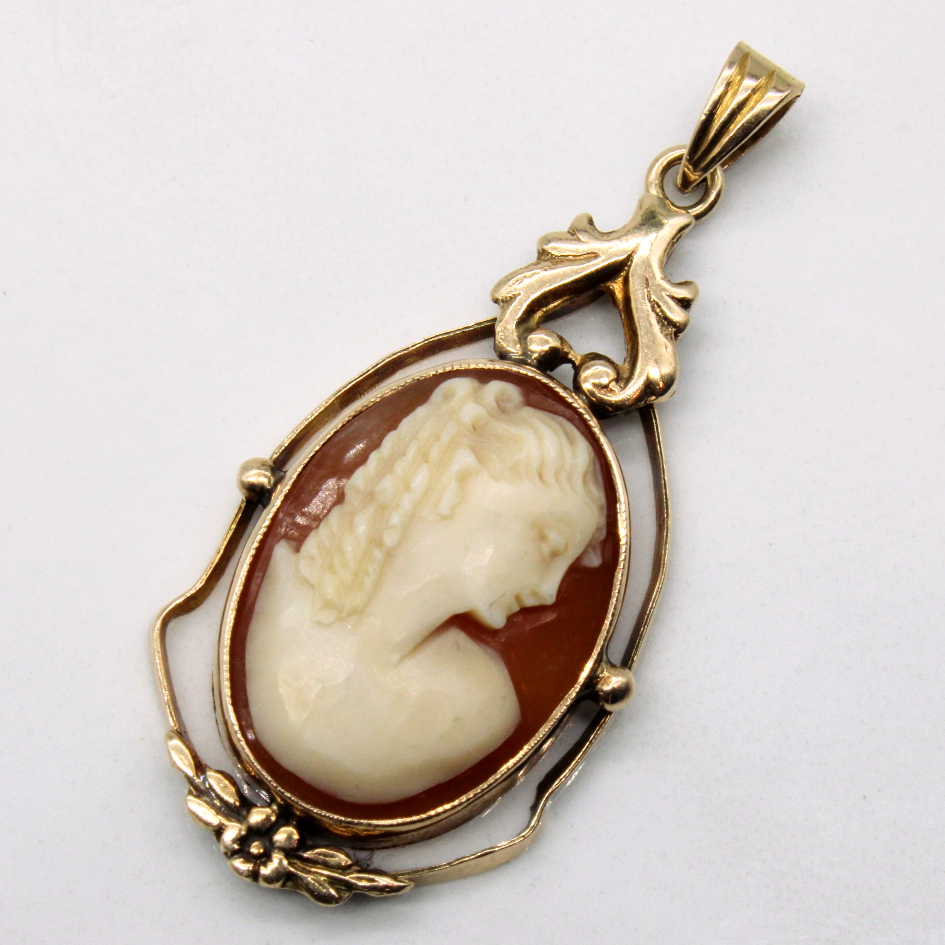Shell Cameo Pendant | 3.75ct |