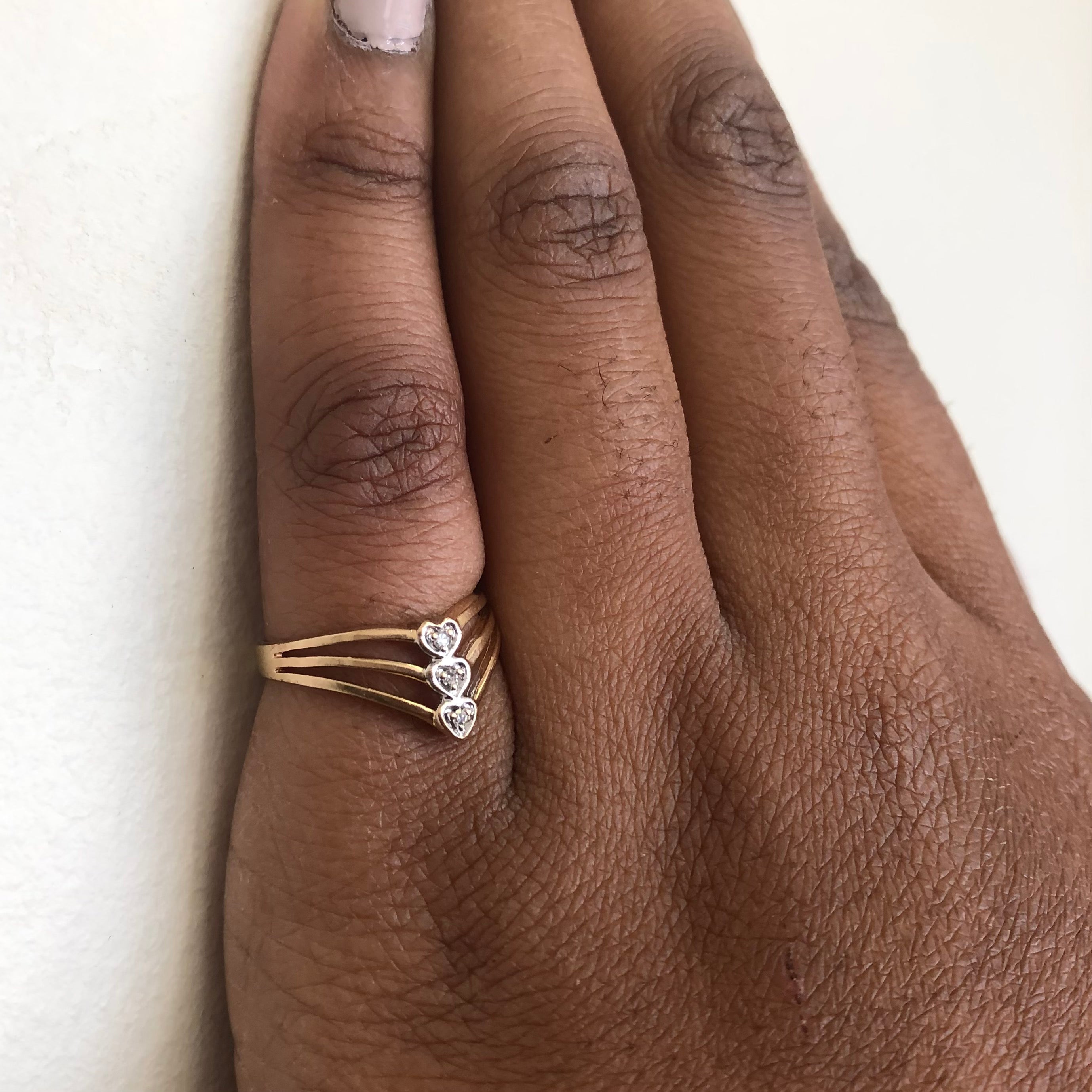 Diamond Chevron Split Shank Ring | 0.02ctw | SZ 6.25 |