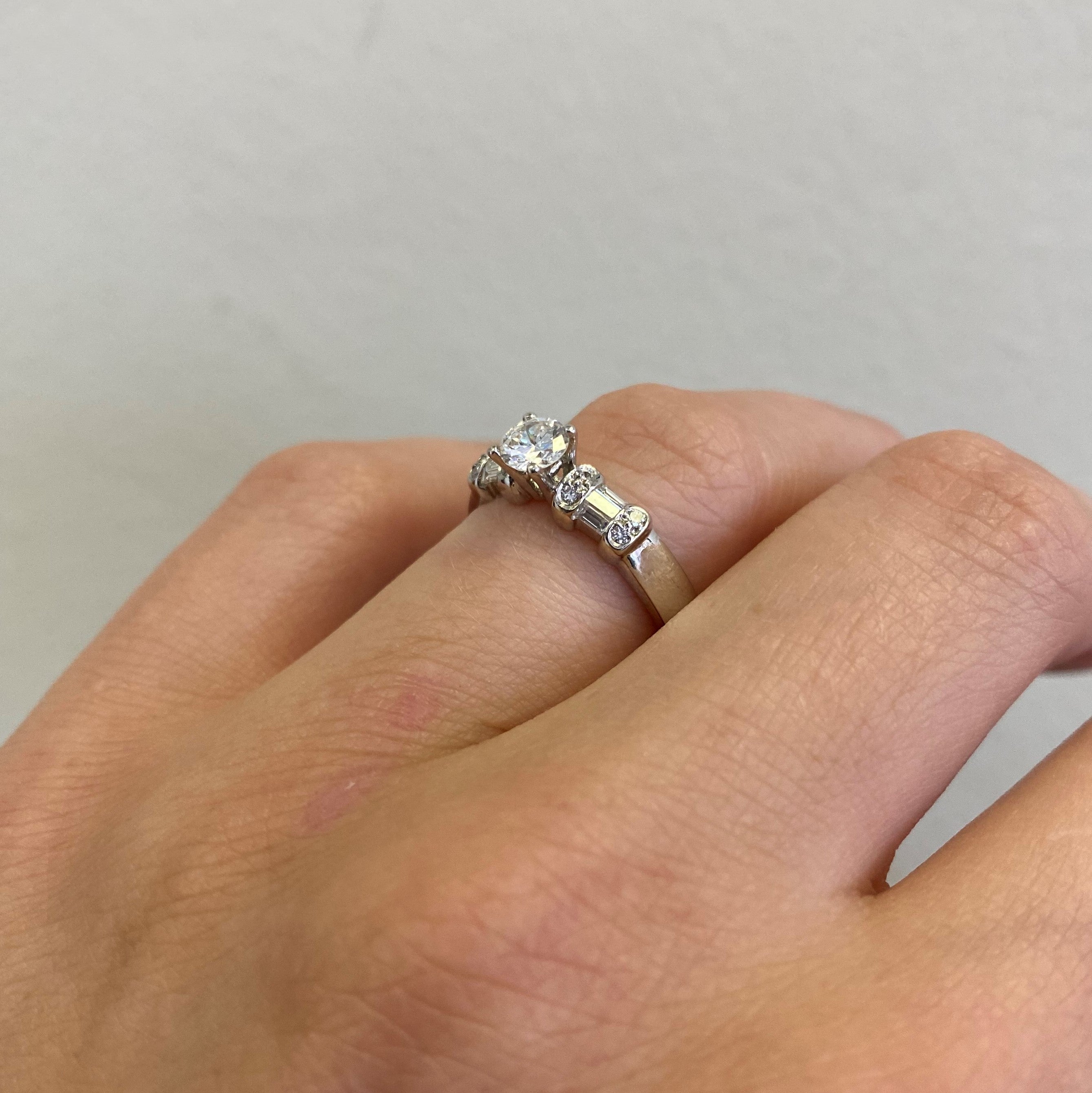 Baguette Flanked Round Brilliant Engagement Ring | 0.41ctw | SZ 6 |