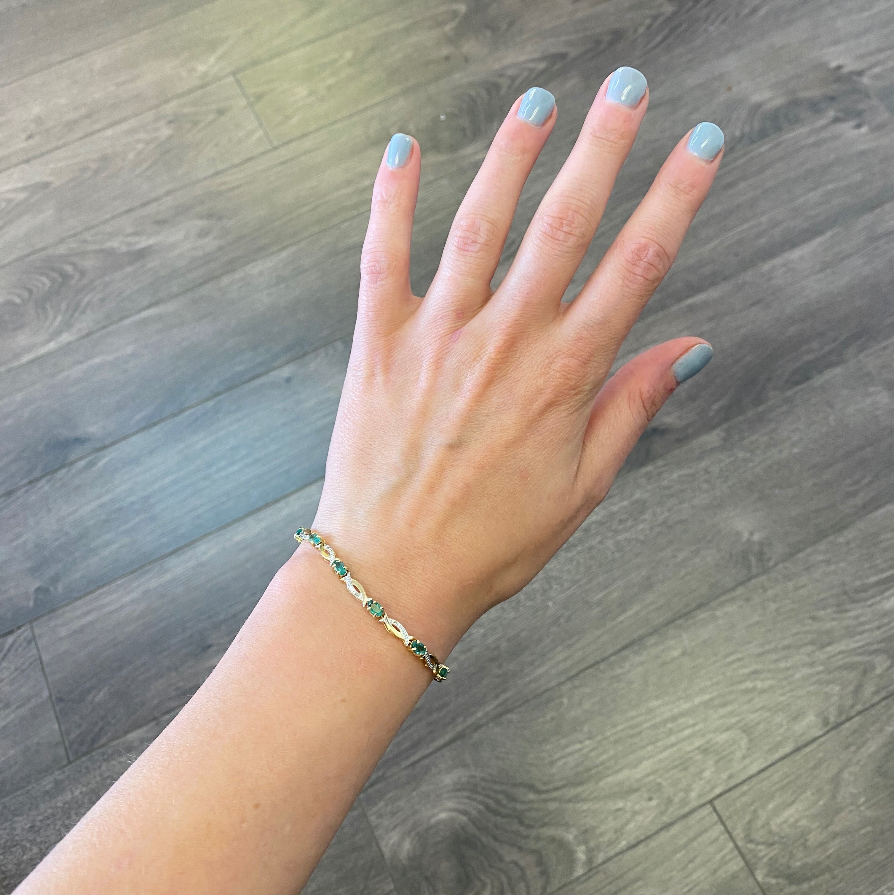 Emerald & Diamond Gemstone Bracelet | 2.75ctw, 0.03ctw | 7" |