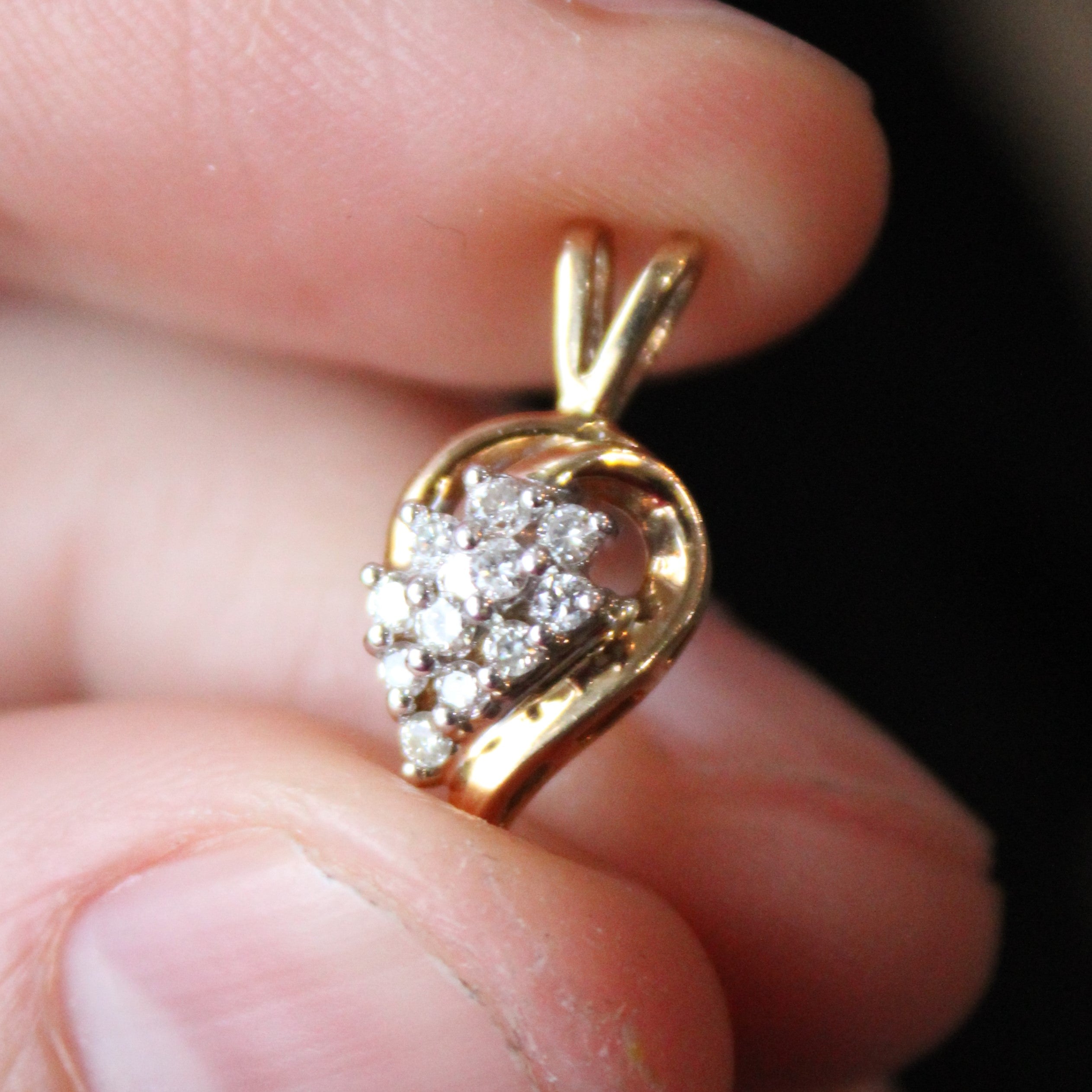 Diamond Cluster Pendant | 0.13ctw |