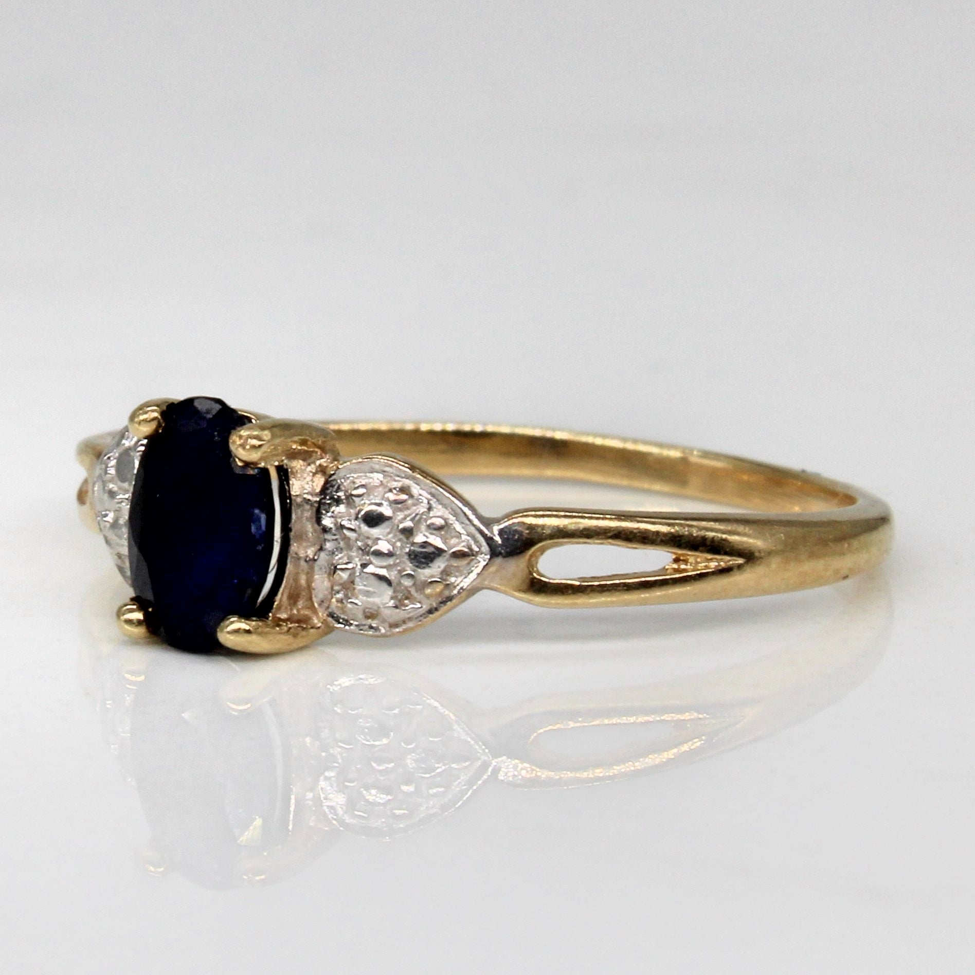 Synthetic Sapphire Ring | 0.47ct | SZ 6.75 |