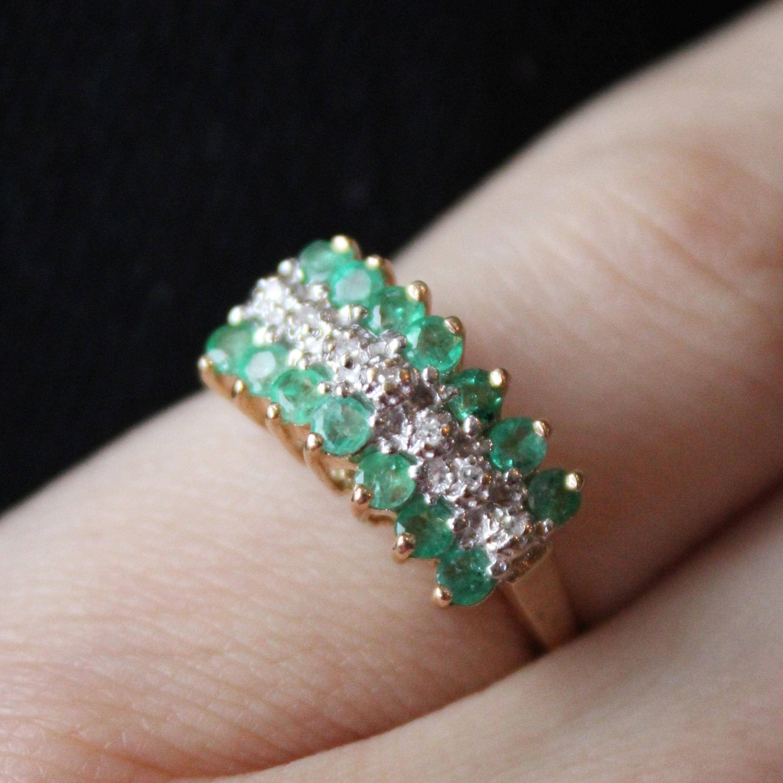 Emerald & Diamond Illusion Set Ring | 0.50ctw, 0.02ctw | SZ 6 |