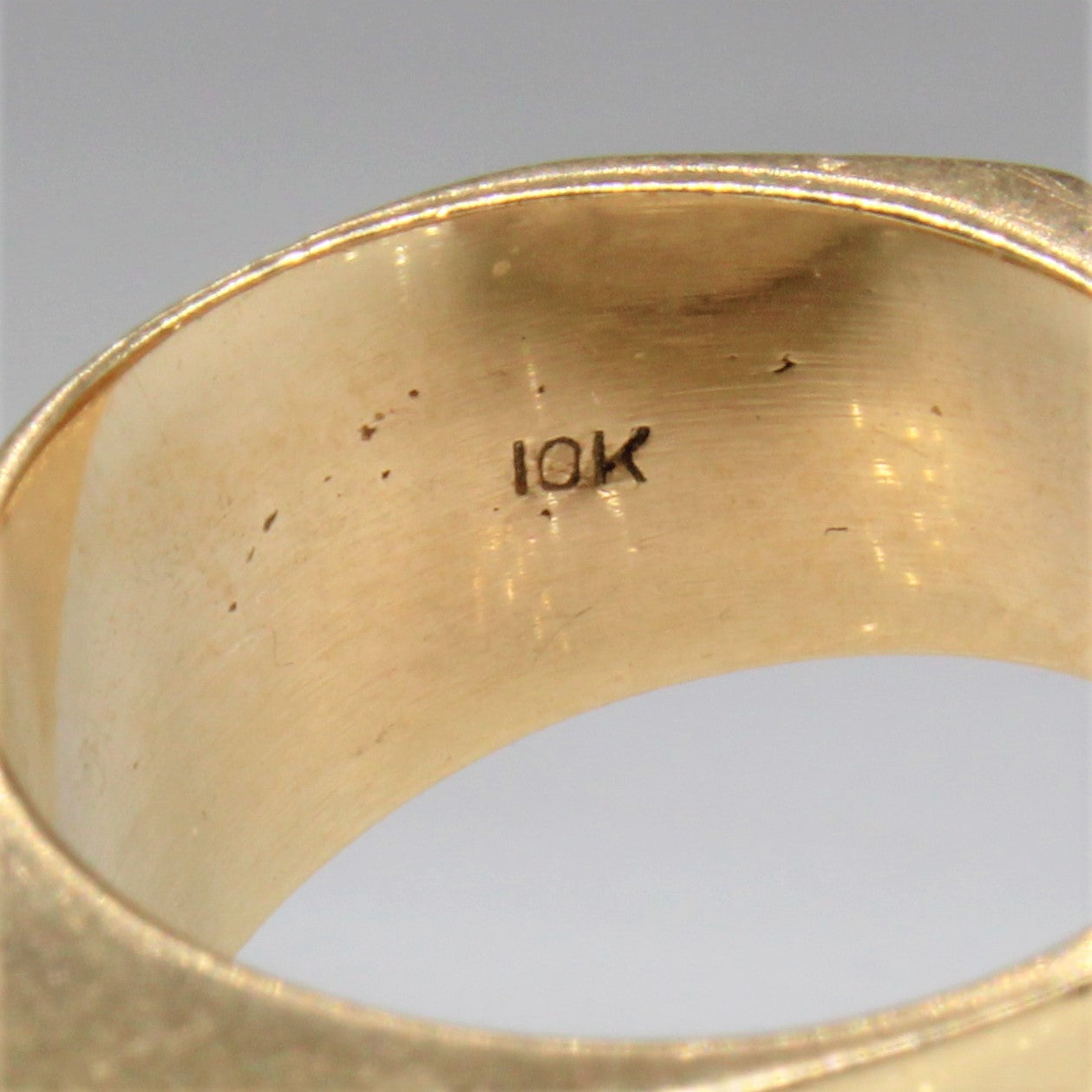 Yellow Gold Bypass Wave Ring | SZ 5 |
