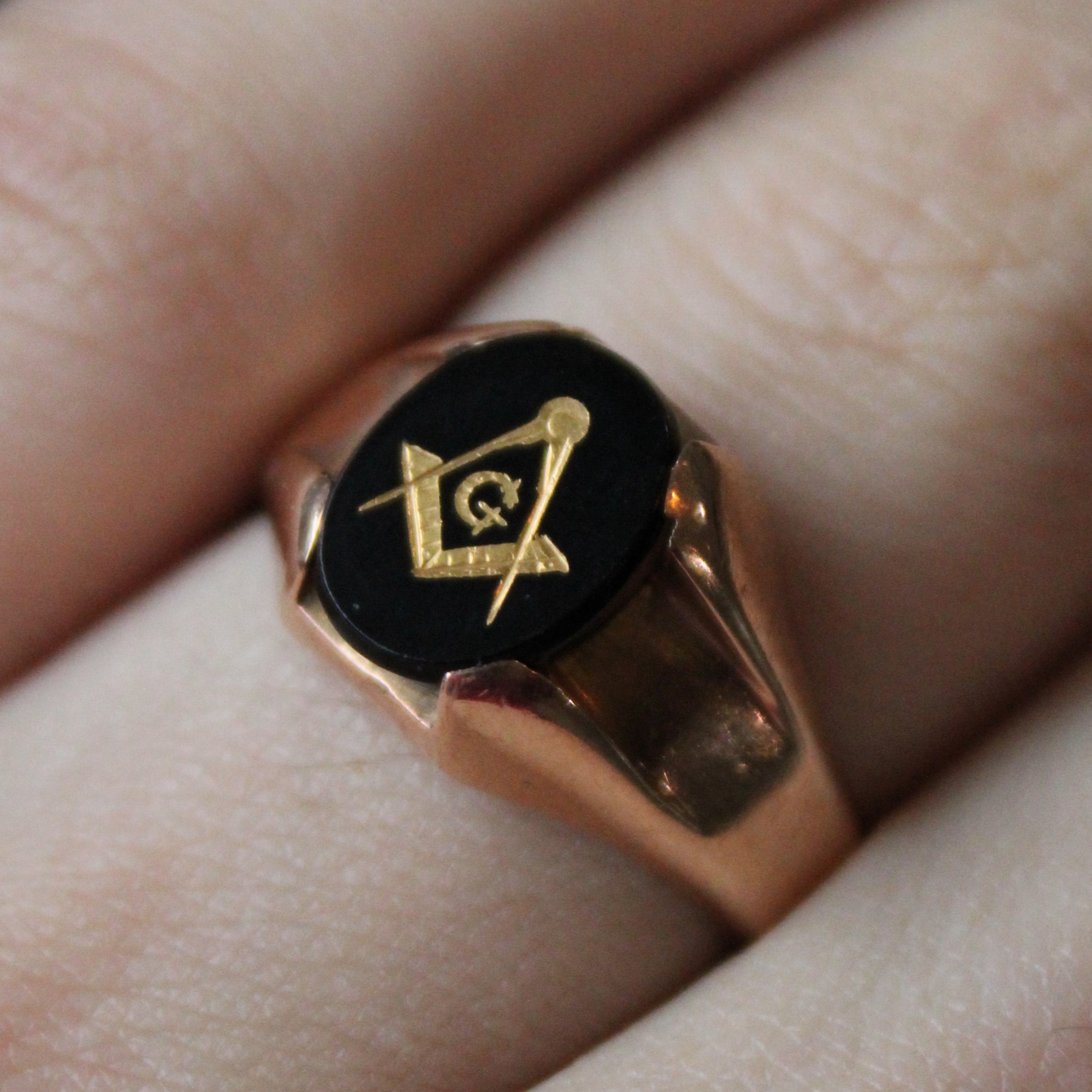 Birks' Black Onyx Free Masons Ring | 1.25ct | SZ 8 |