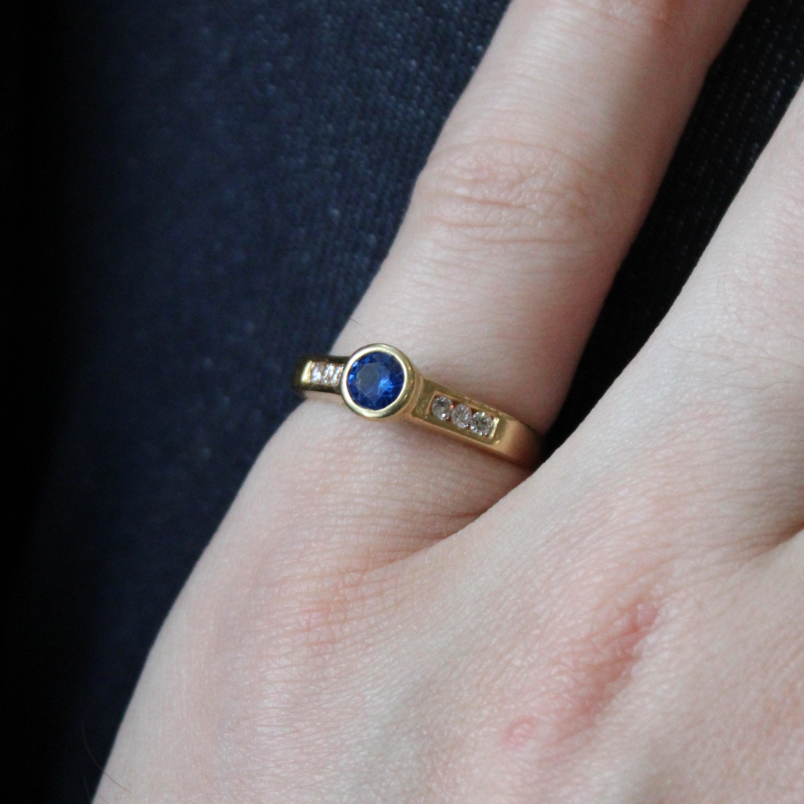 Synthetic Spinel & Diamond High Set Ring | 0.32ct, 0.11ctw | SZ 7 |