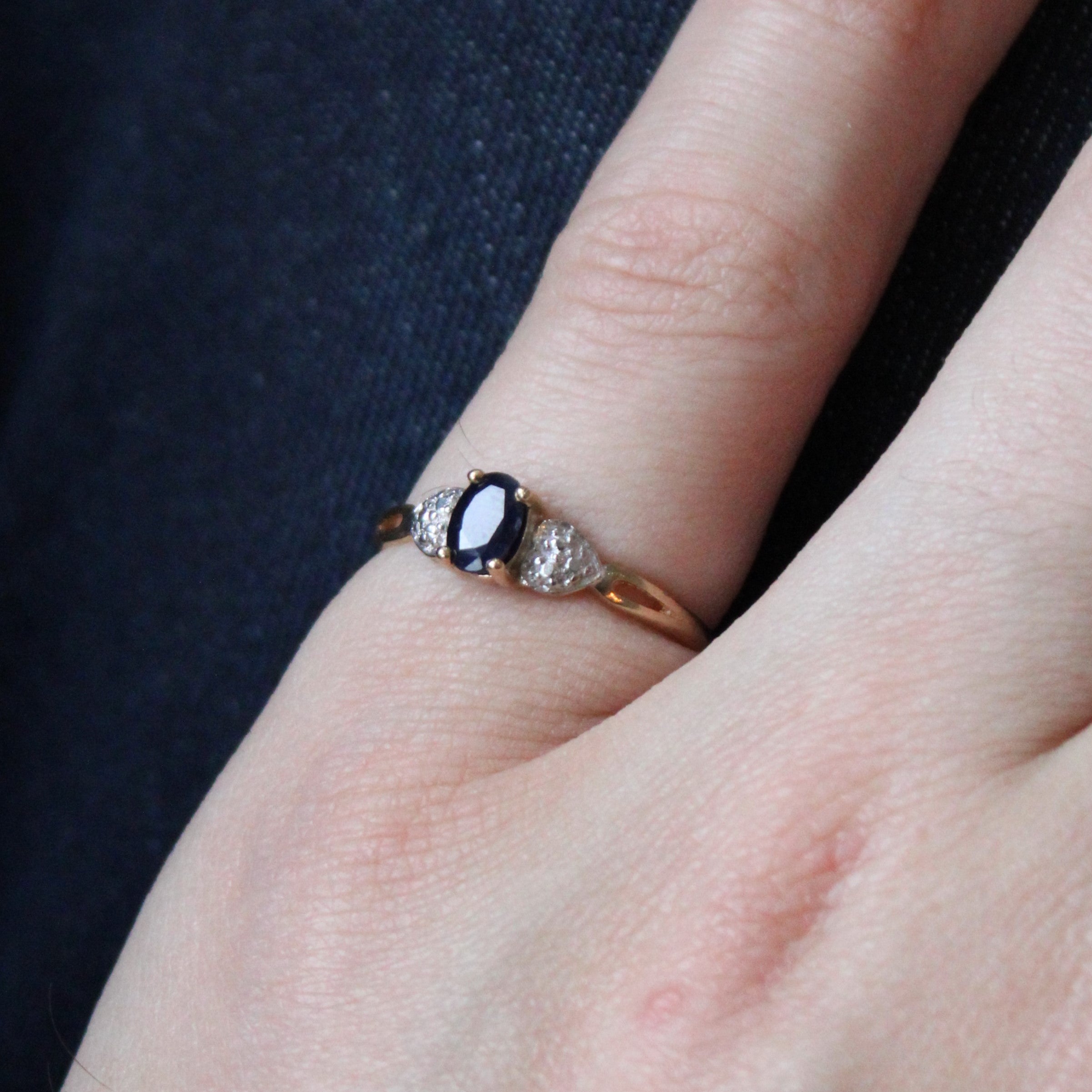 Synthetic Sapphire Ring | 0.47ct | SZ 6.75 |