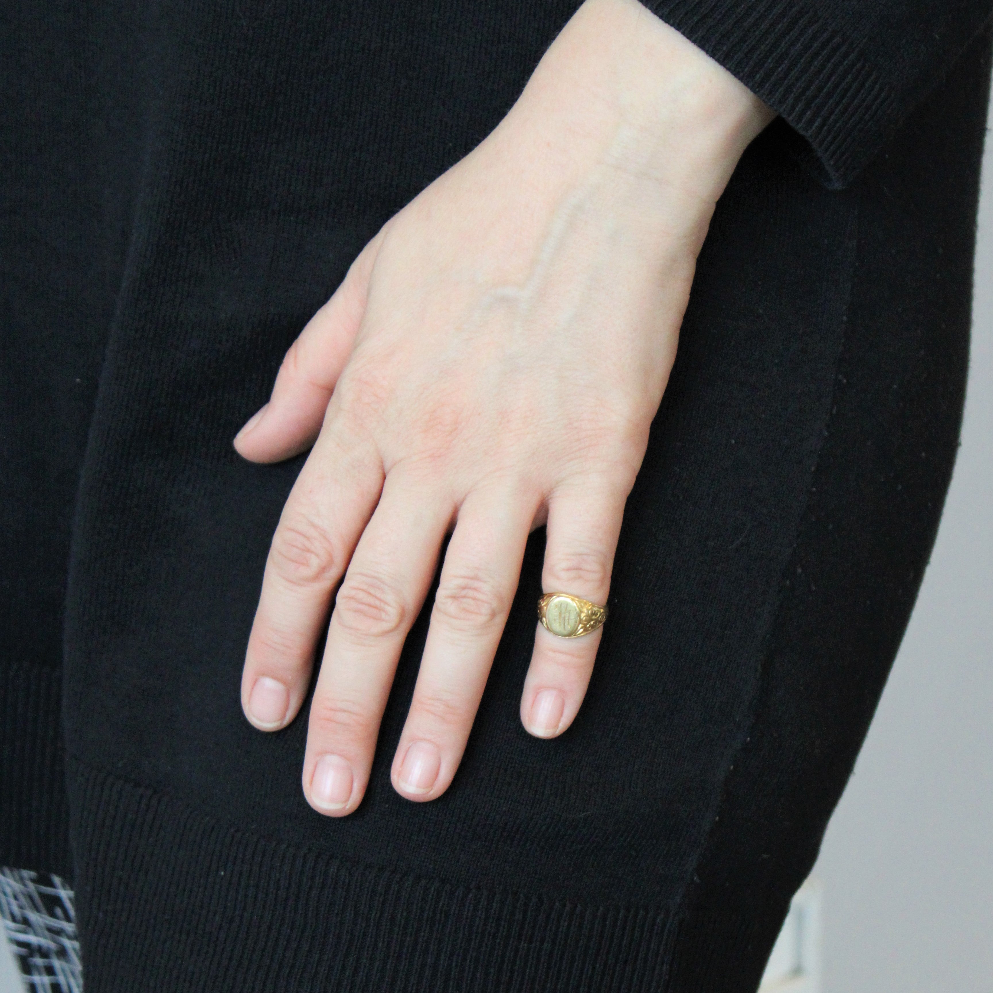 Birks' Engraved Initial 'M' Signet Ring | SZ 3.75 |