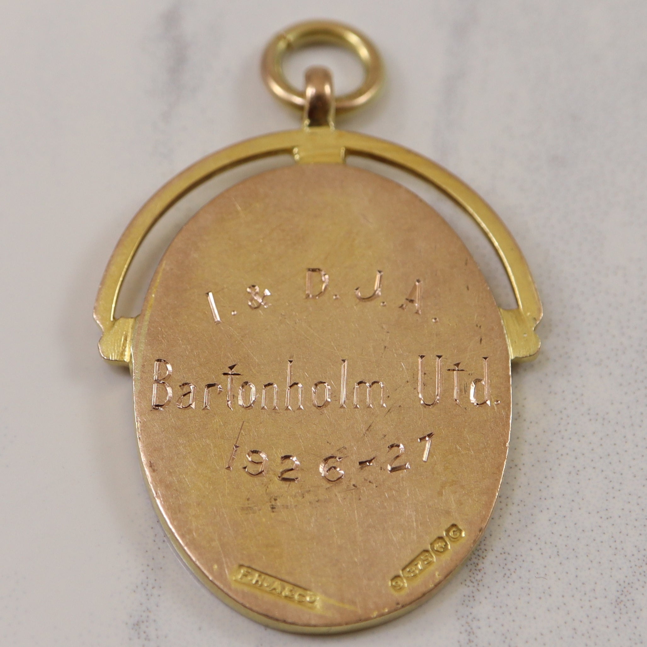 Bartonholm Crest Pendant |