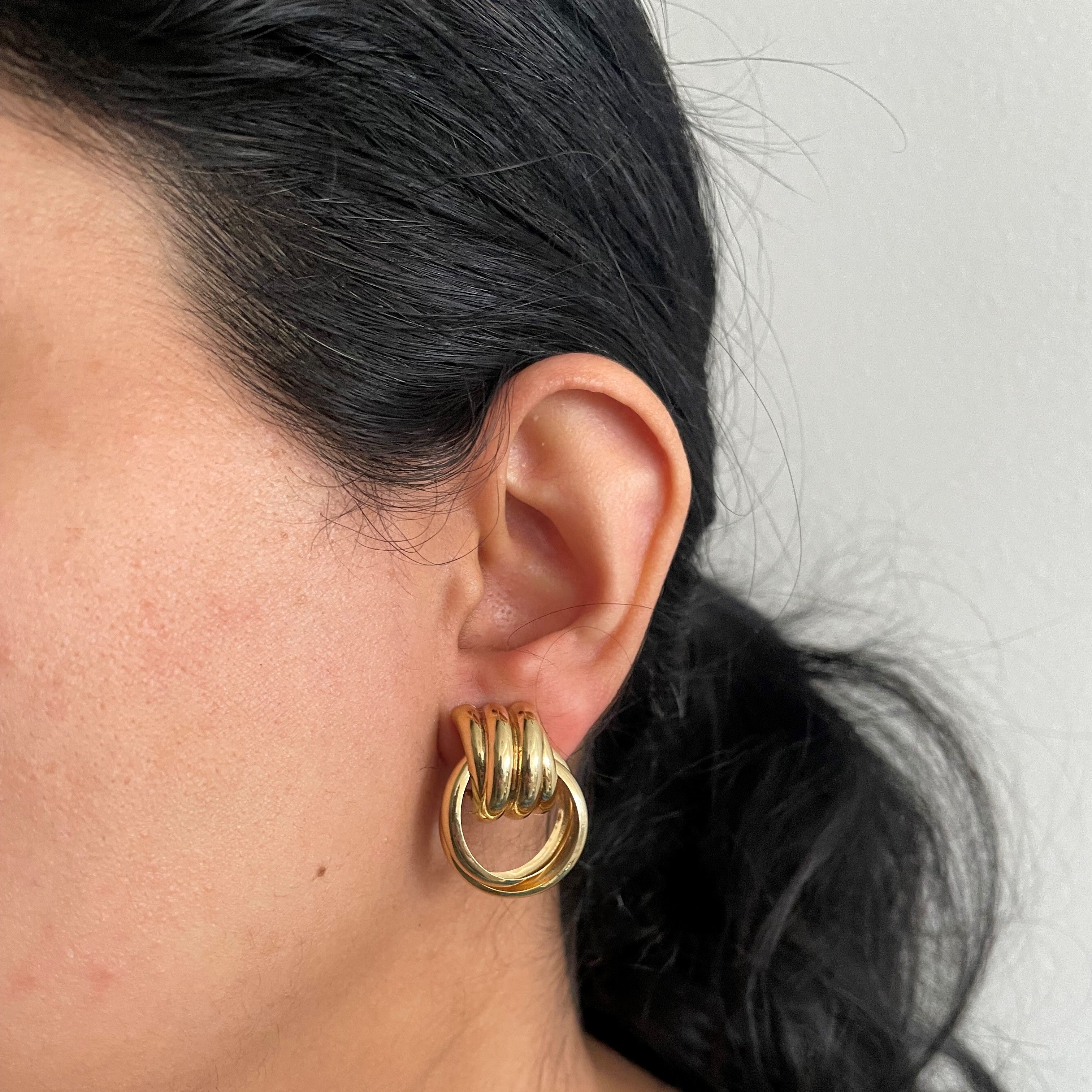 Swirling Knot Stud Earrings |