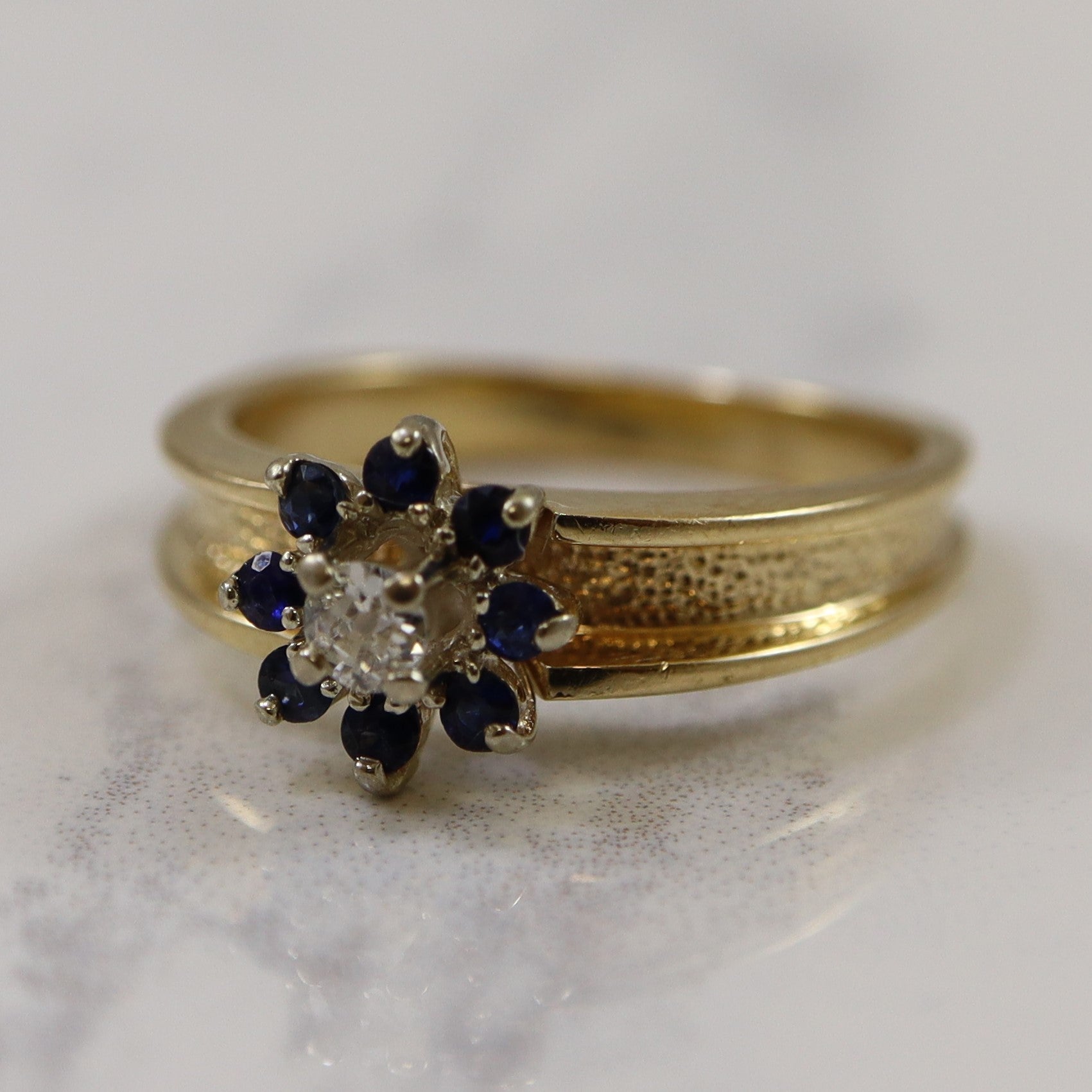 Diamond & Sapphire Flower Ring | 0.11ct, 0.50ctw | SZ 8 |