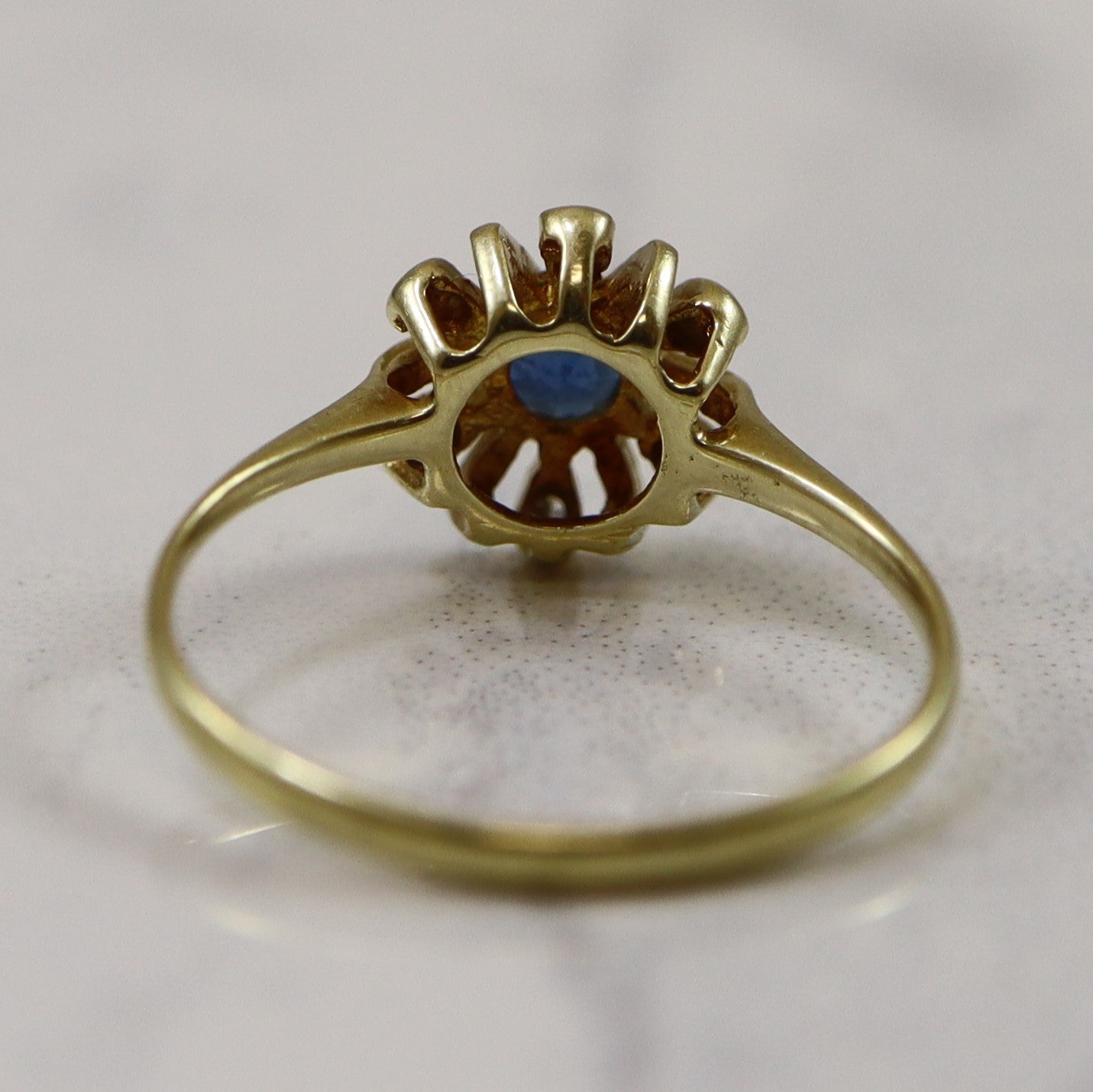Sapphire & Diamond Halo Cut Out Ring | 0.23ct, 0.02ctw | SZ 4.25 |