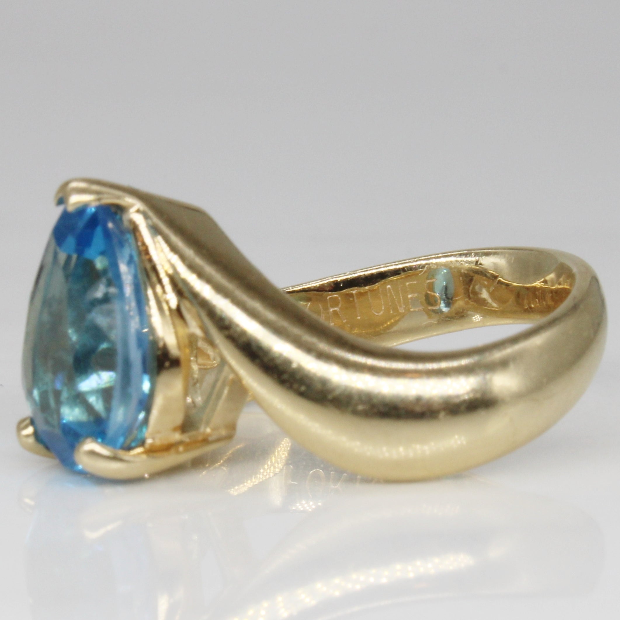 Topaz & Diamond Cocktail Ring | 3.05ct, 0.02ct | SZ 6 |