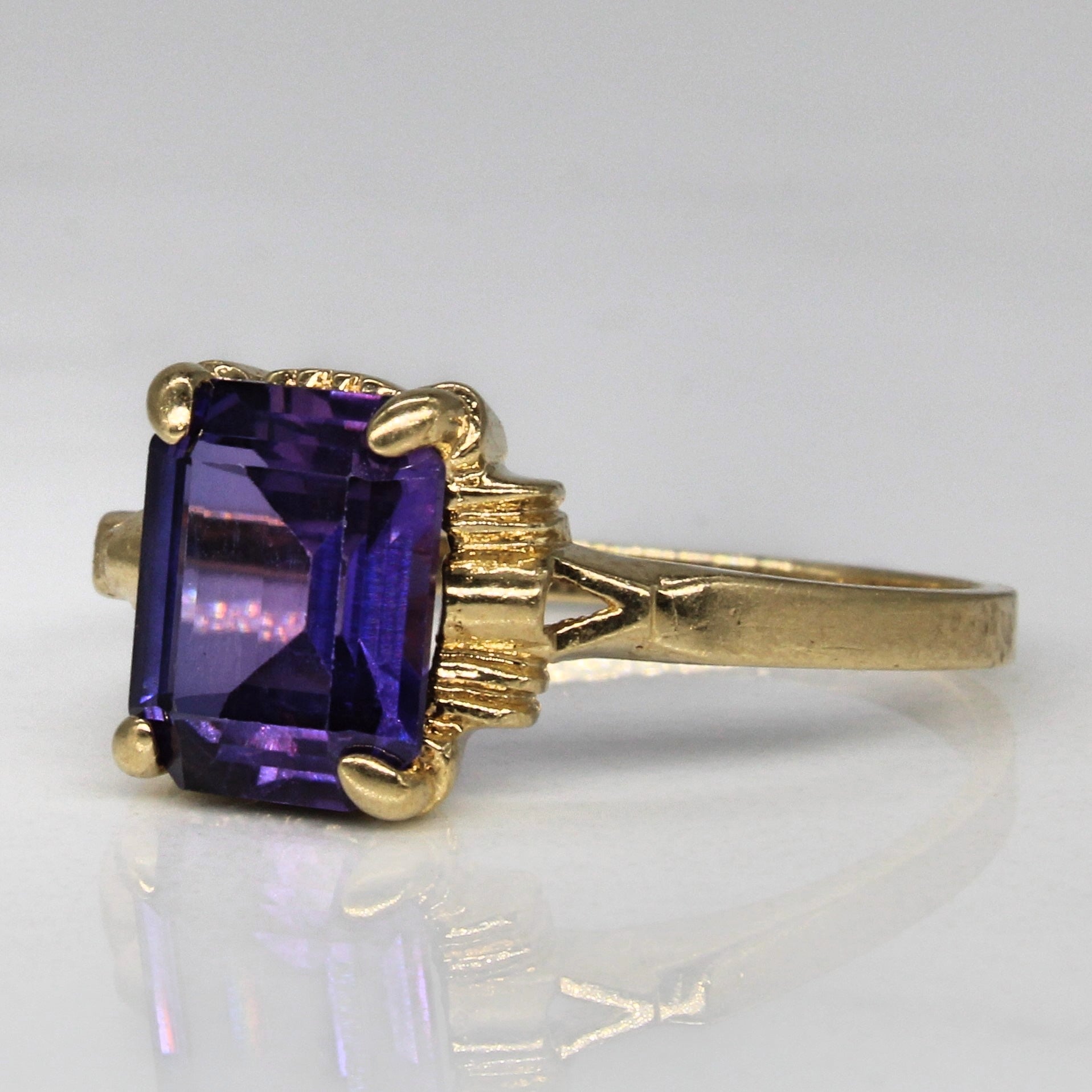 Synthetic Sapphire Ring | 1.85ct | SZ 6 |