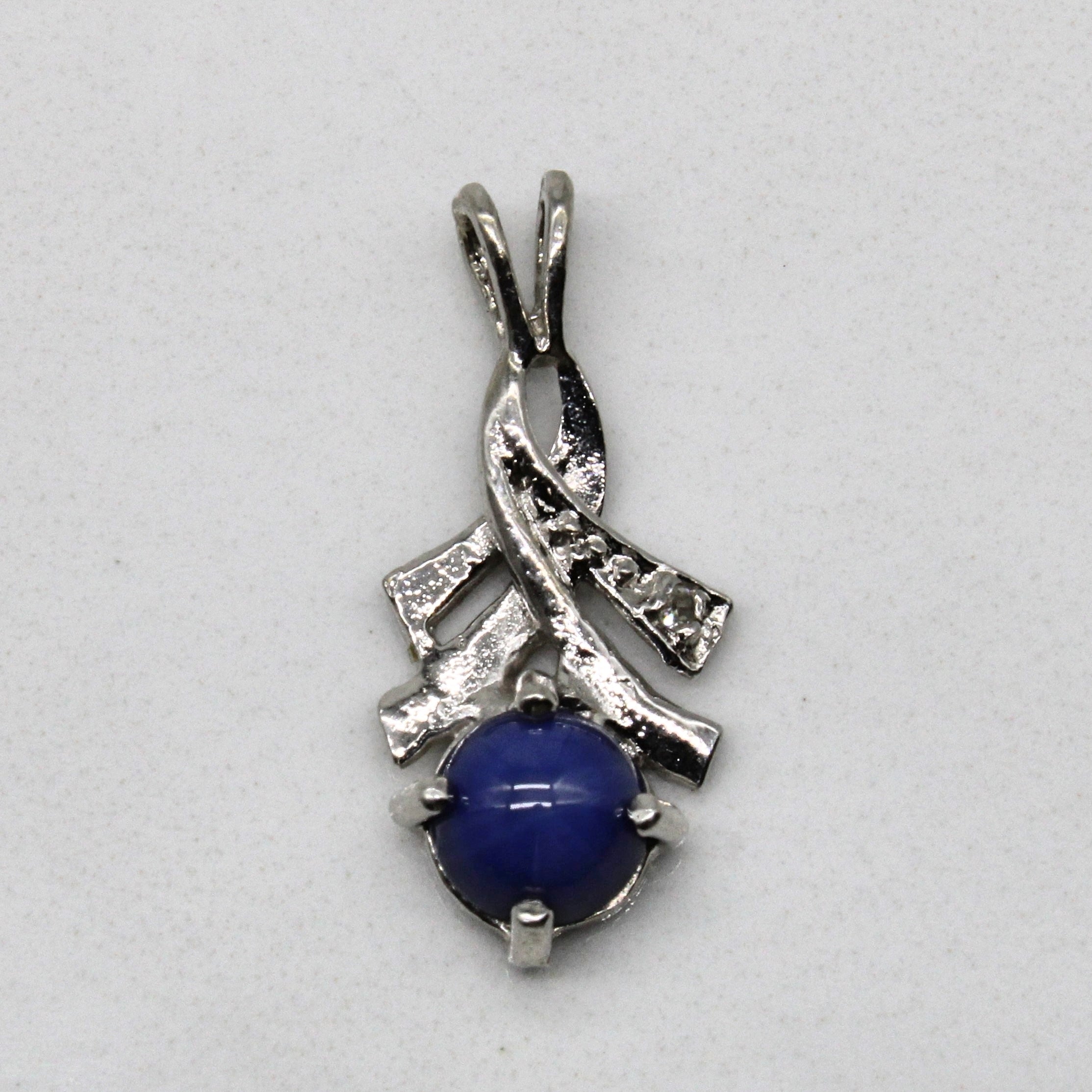 Synthetic Star Sapphire & Diamond Pendant | 0.50ct, 0.01ct |