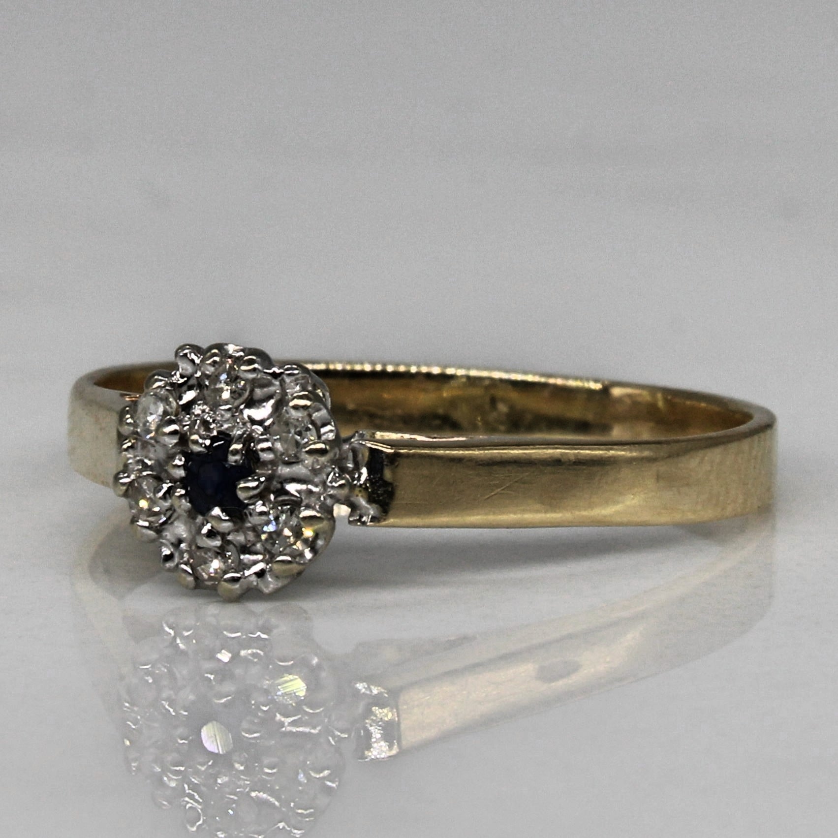 Diamond & Sapphire Cluster Ring | 0.03ctw, 0.02ct | SZ 5.75 |