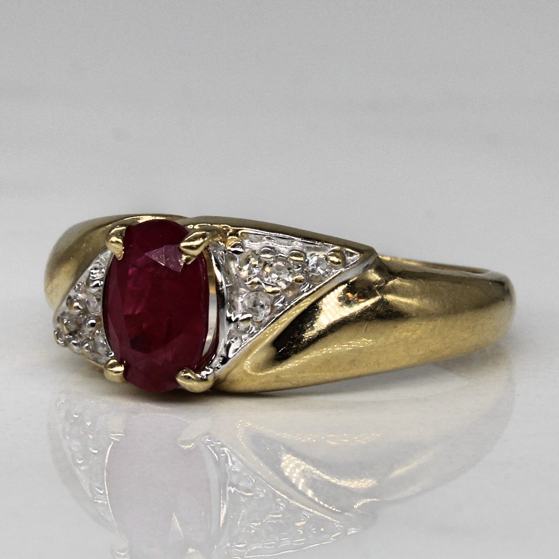 Synthetic Ruby & Diamond Cocktail Ring | 0.65ct, 0.05ctw | SZ 6 |